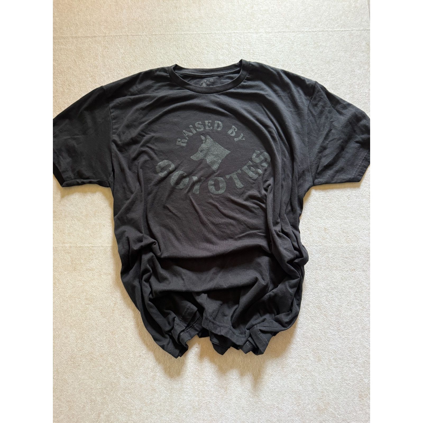 Other Raised By Coyotes Mens XL T Shirt 1034 Size US XL / EU 56 / 4 - 4 Thumbnail