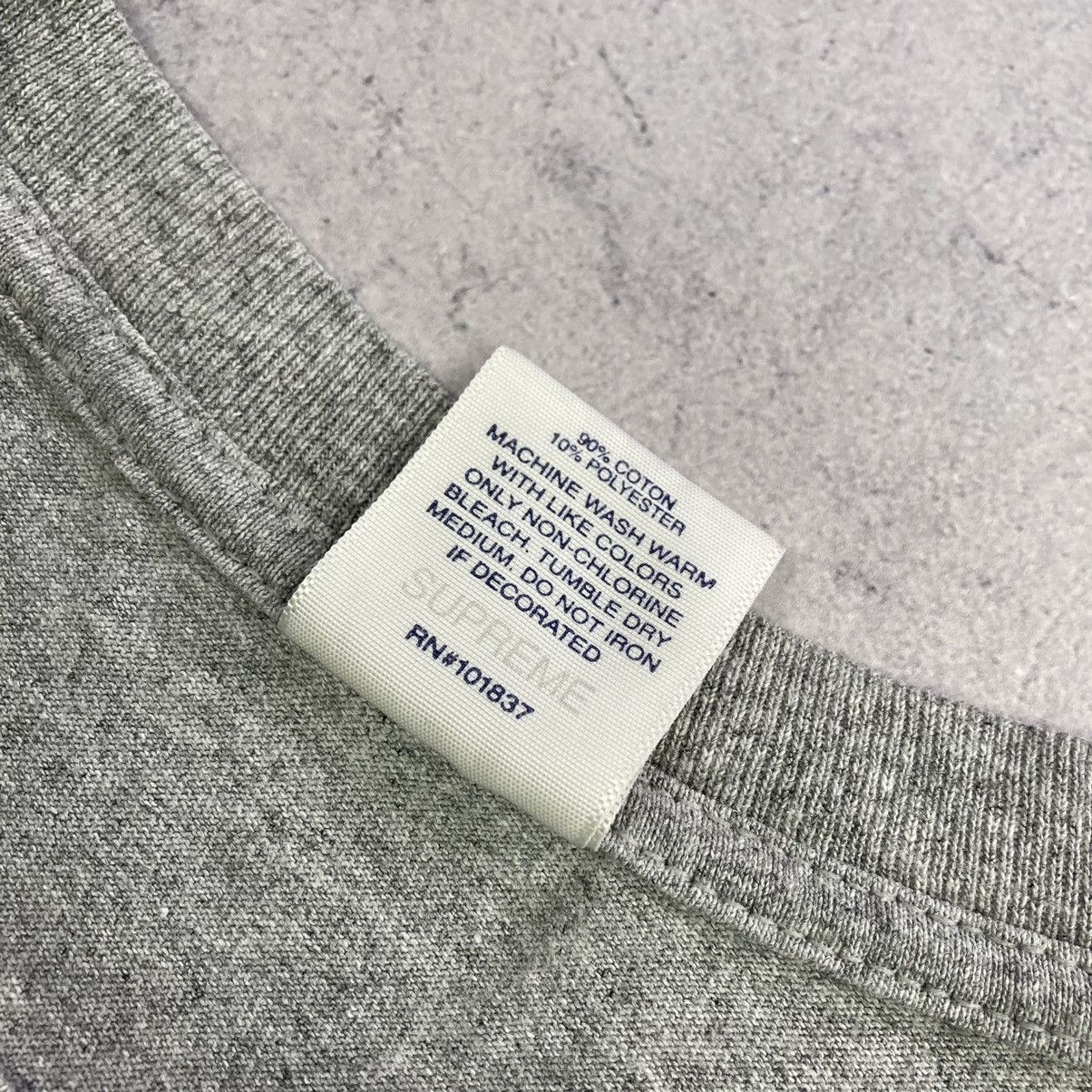 Streetwear Supreme big logo tee