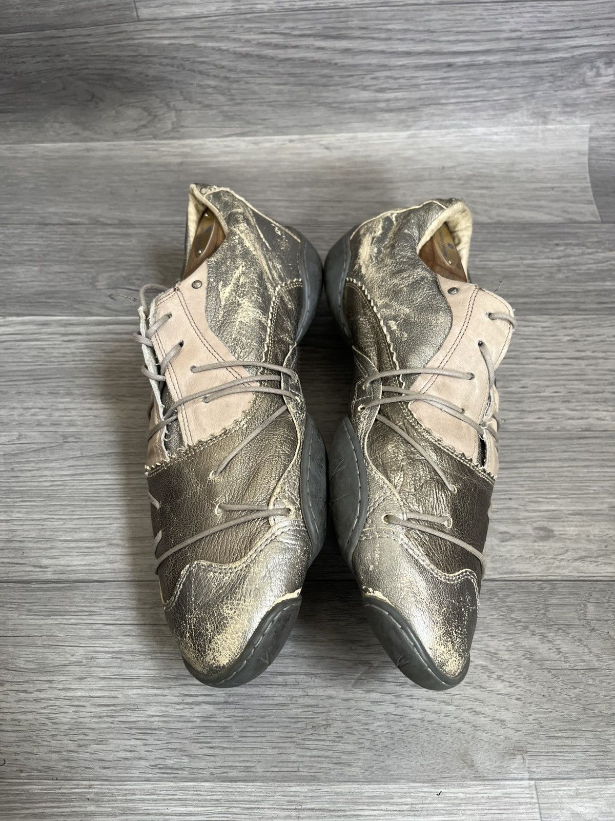 Marithe + Francois Girbaud Marithe Francois girbaud leather low top sneakers sz 43 Size US 10 / EU 43 - 10 Thumbnail