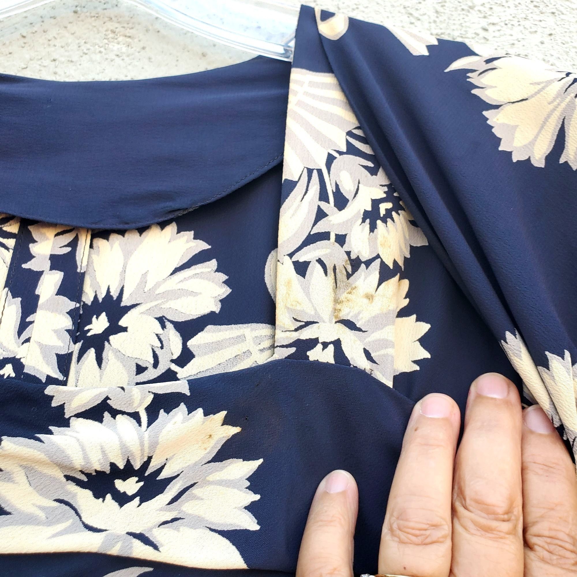 Vintage 1930s Navy Floral Fan Dress Size 8 Draped Neckline Batwing S Size M / US 6-8 / IT 42-44 - 5 Thumbnail