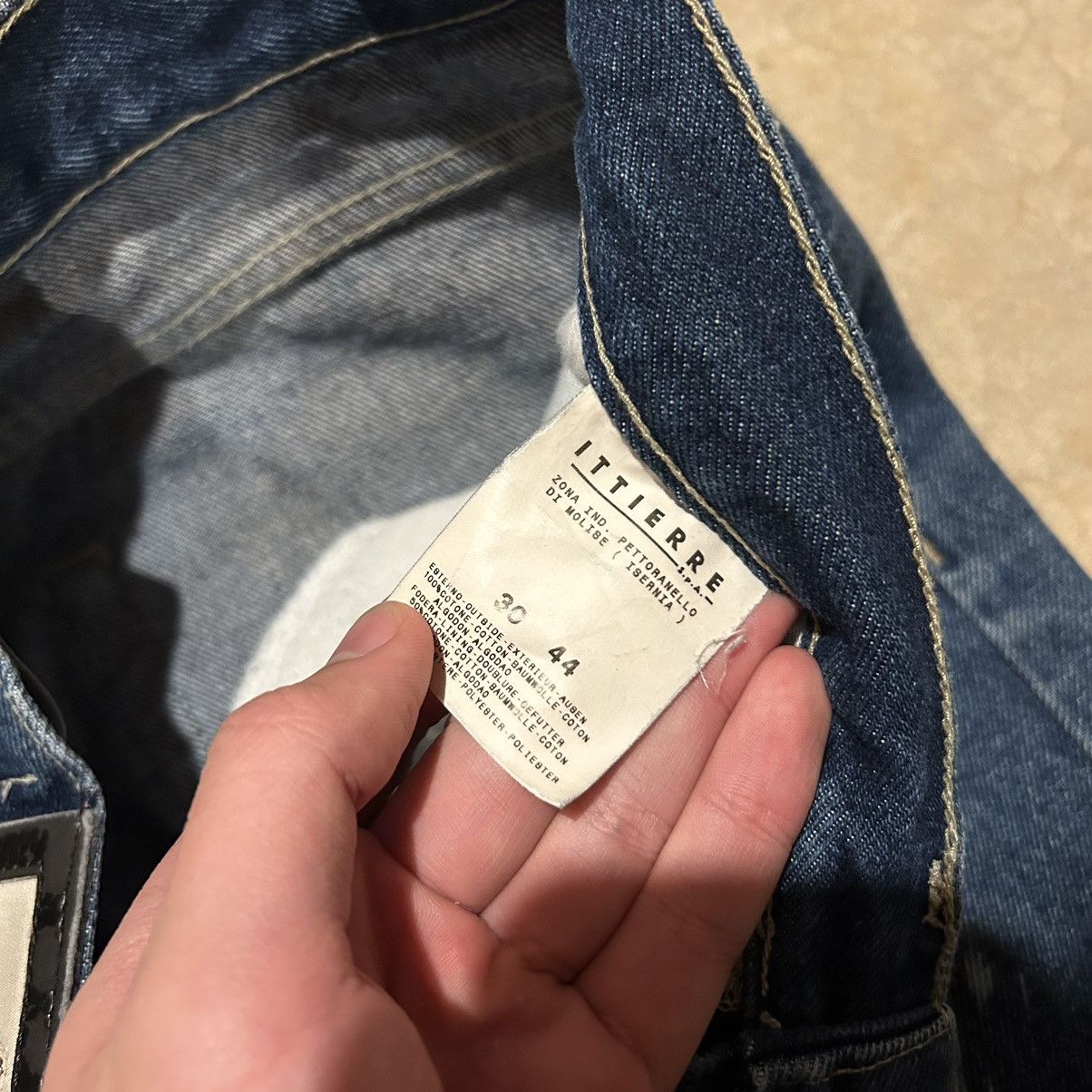 Versace × Versace Jeans Couture × Vintage Vintage Versace Jeans Couture Bleach Splatter Bootcut Jeans Size US 32 / EU 48 - 10 Thumbnail
