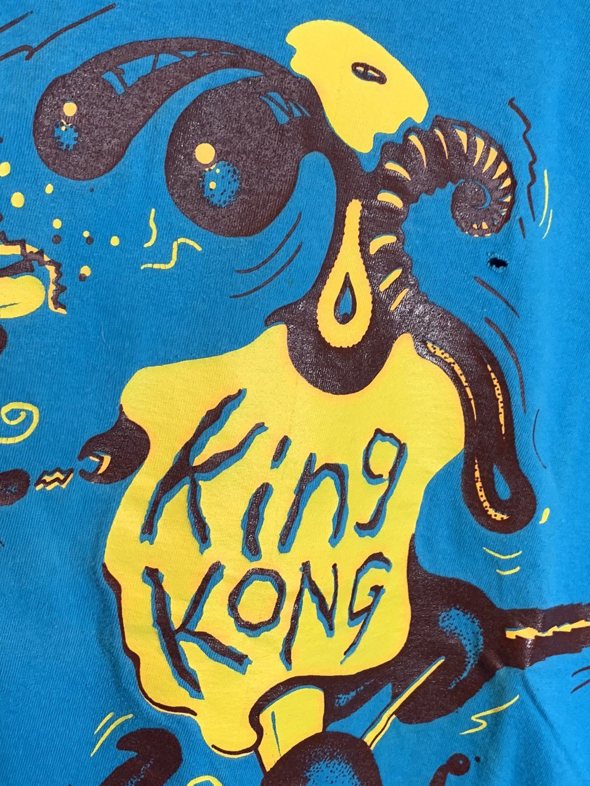 Band Tees *RARE* Vintage 90’s King Kong Hot Dog Eating Monster T-Shirt Size US L / EU 52-54 / 3 - 6 Thumbnail