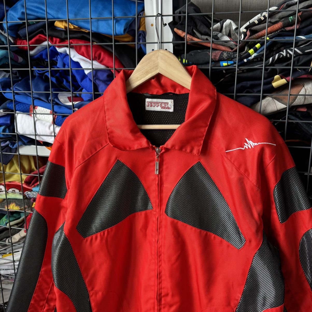 Ferrari Vintage Official Ferrari F-1 Racing Jacket Size US M / EU 48-50 / 2 - 4 Thumbnail