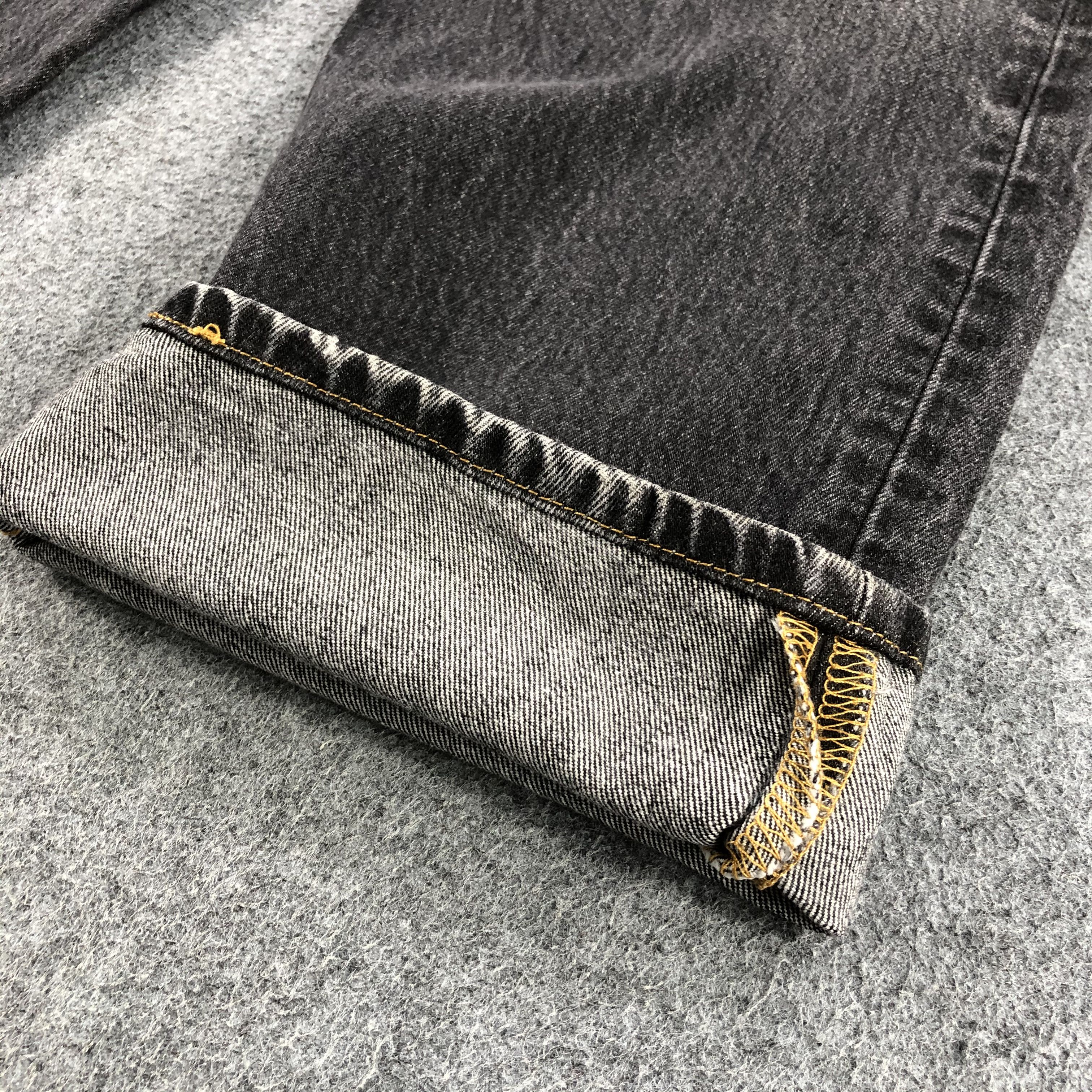 Levi's Faded Vintage Levis 501 Jeans Dark Wash Denim-J1059 Size US 39 - 7 Thumbnail