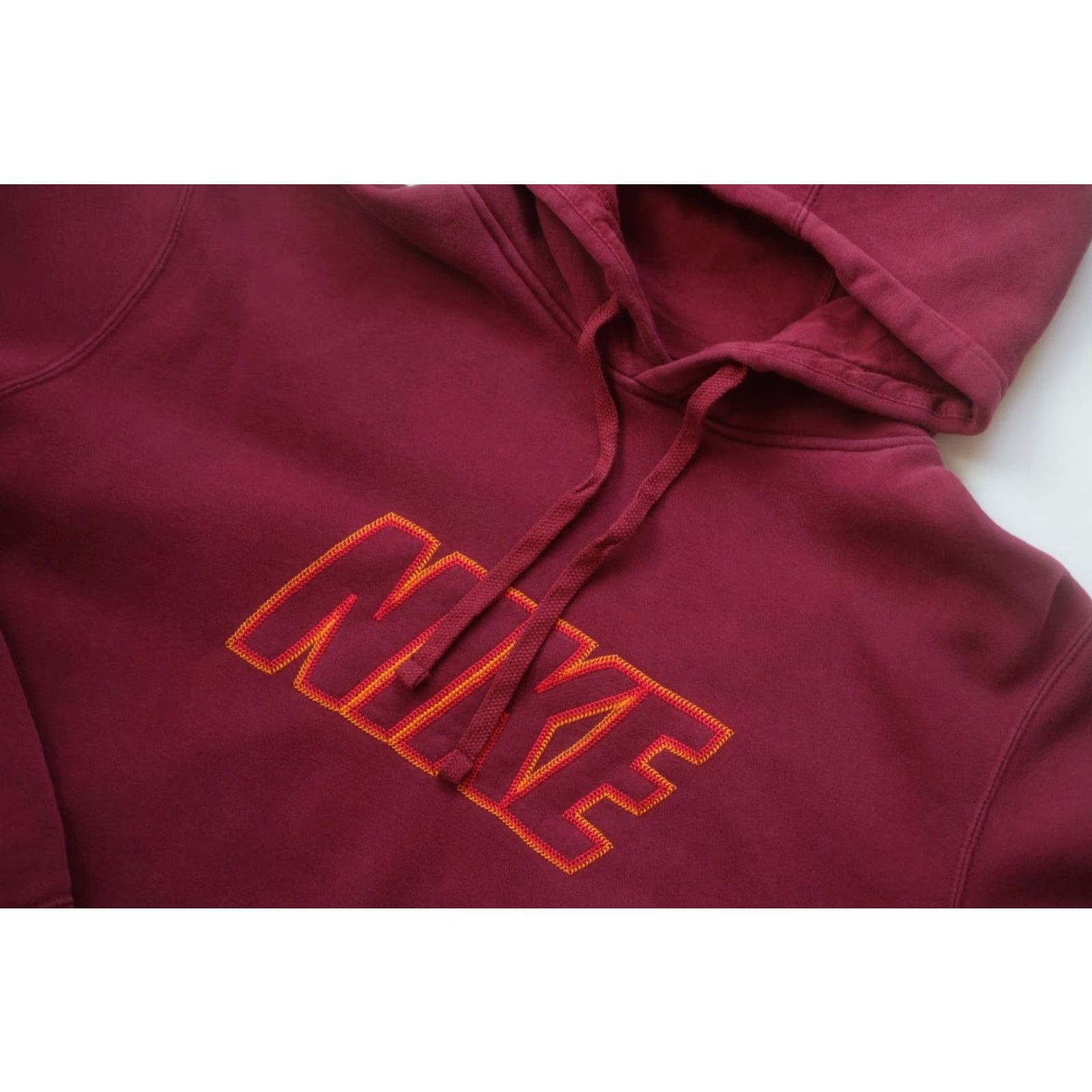 Nike VINTAGE Nike HOODIE 90s Y2K RETRO SPELL OUT RED GRAPHIC SWEATSHIRT HOODIE SZ L Men Size US L / EU 52-54 / 3 - 5 Thumbnail