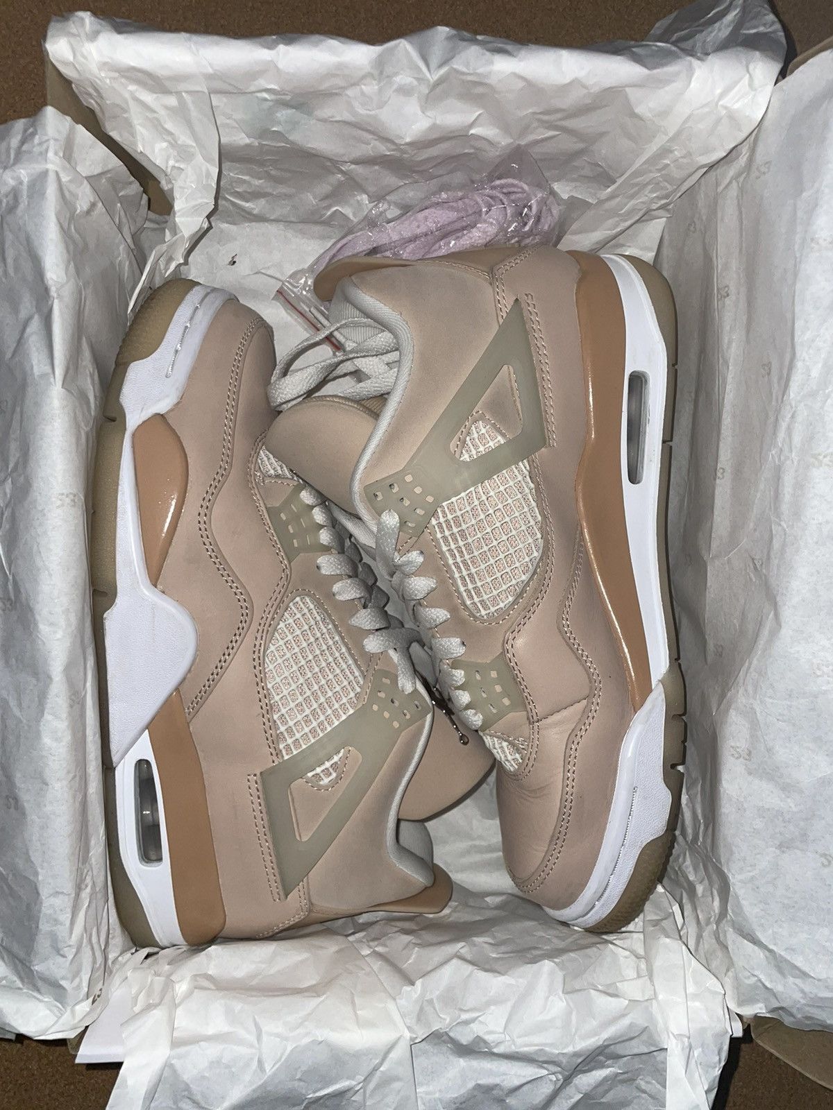 Jordan Brand Jordan 4 Retro ‘Shimmer’ Size US 7 / EU 40 - 10 Thumbnail