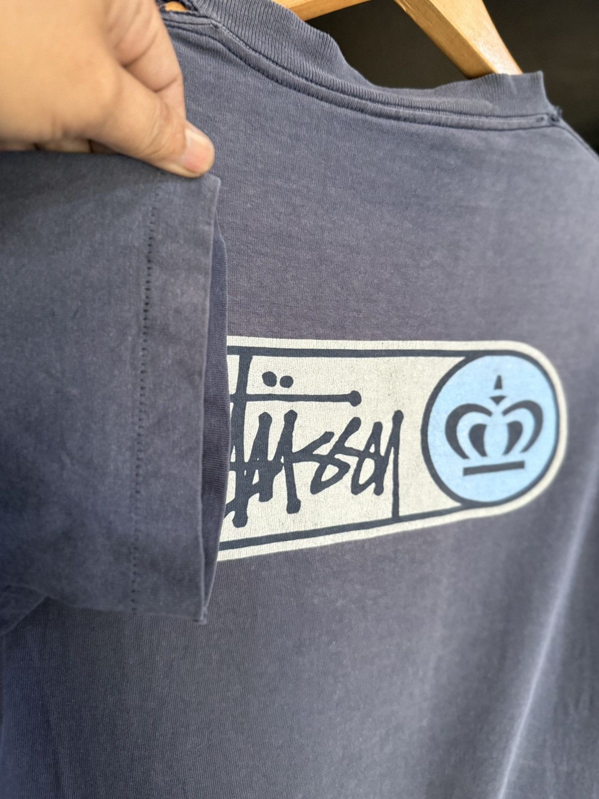 Stussy Thrashed Vintage 90s Stussy Crown Backhit Sun Faded Tee Size US S / EU 44-46 / 1 - 5 Thumbnail