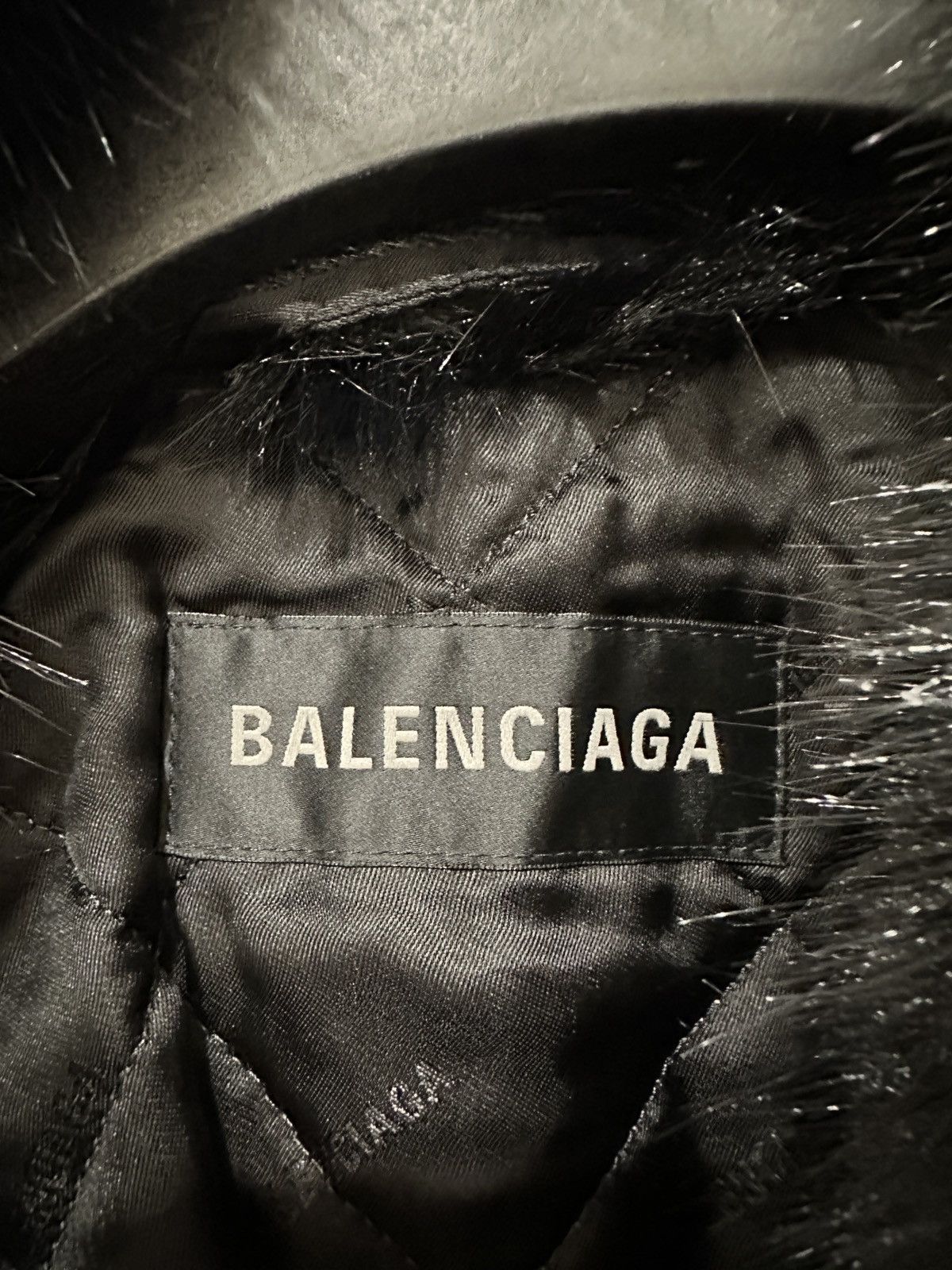 Balenciaga Balenciaga Faux Fur Coat Size XS / US 0-2 / IT 36-38 - 3 Thumbnail