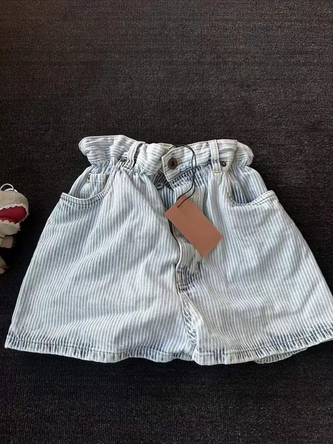 Miu Miu Miumiu Back Logo Jeans Size 24" / US 00 / IT 34 - 1 Thumbnail
