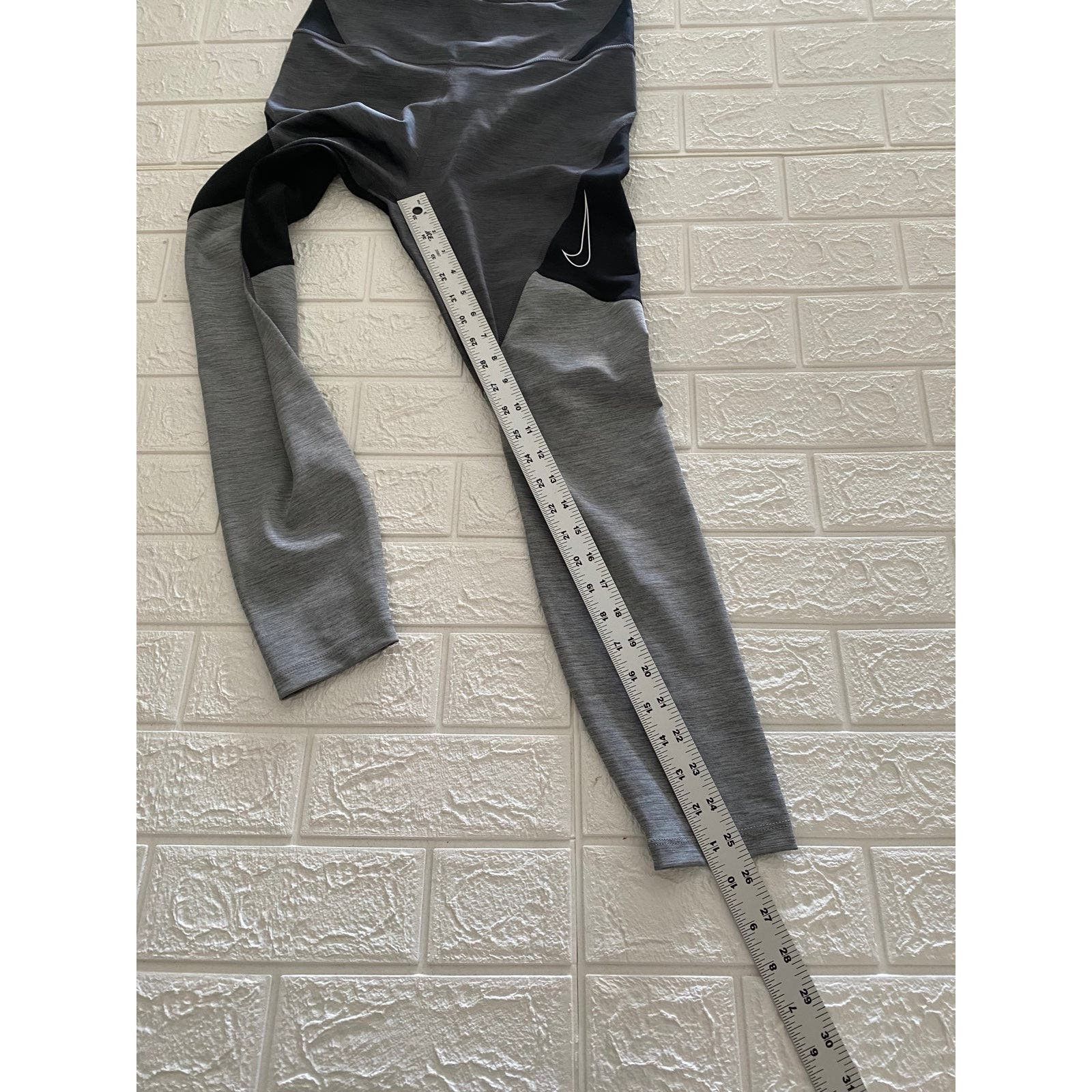 Nike Nike leggings size medium Size 30" / US 8 / IT 44 - 3 Thumbnail