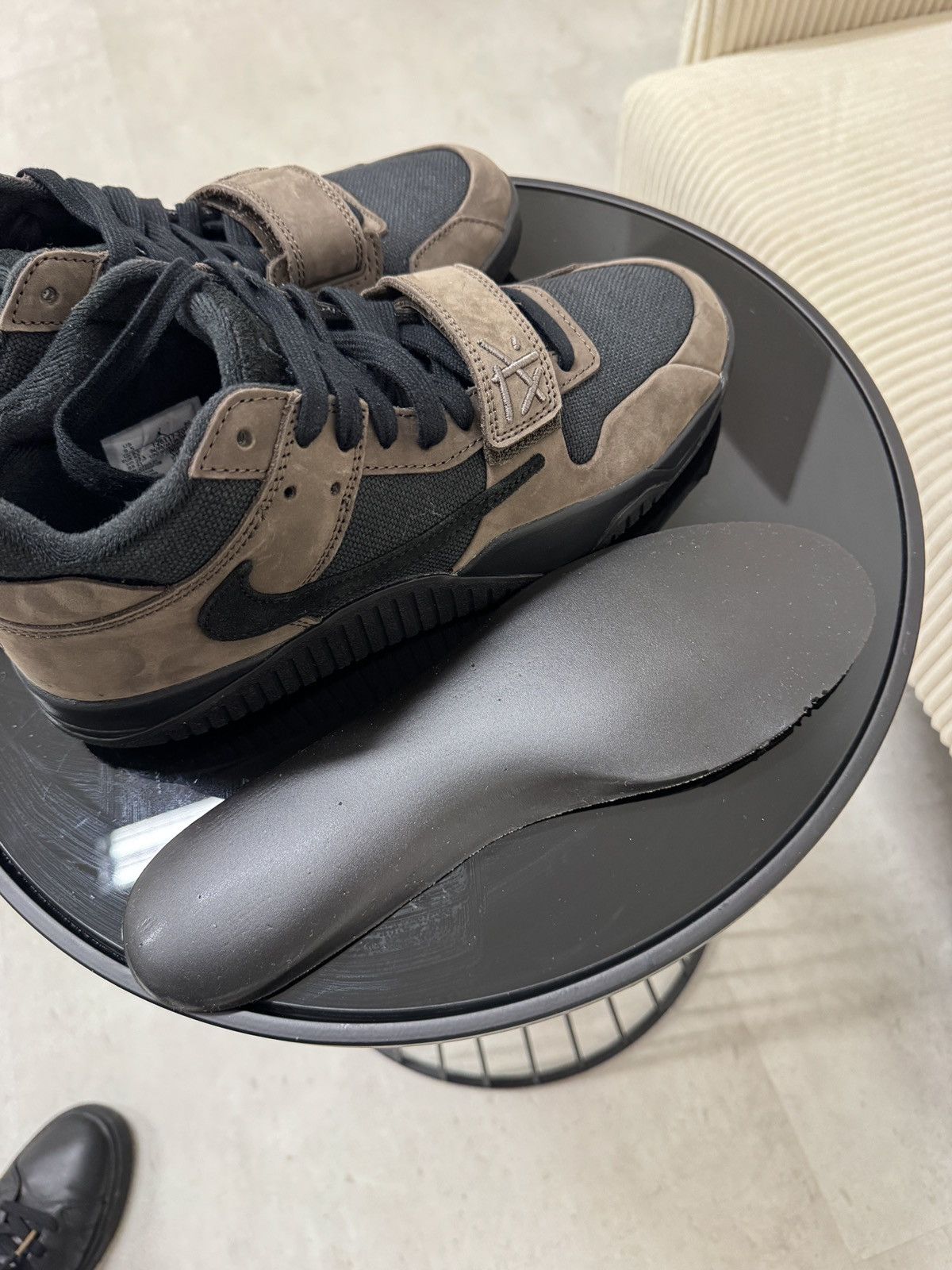 Nike × Travis Scott Nike x Travis Scott jumpman jack dark mocha Size US 9.5 / EU 42-43 - 21 Thumbnail
