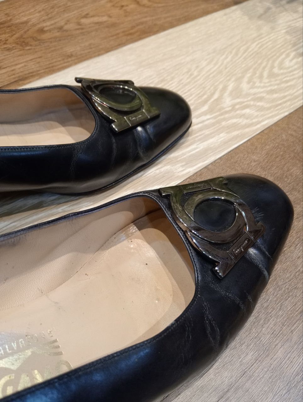 Salvatore Ferragamo LUXURY SALVATORE FERRAGAMO LEATHER HEELS BLACK Size US 8.5 / IT 38.5 - 15 Thumbnail