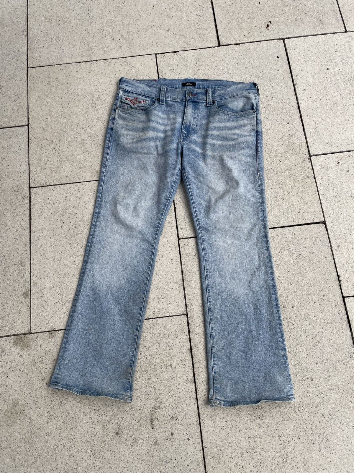 True Religion 🚨 Light Wash/Red Crystal Billys by Uncomfortable Clothing 🚨 Size US 38 / EU 54 - 6 Thumbnail