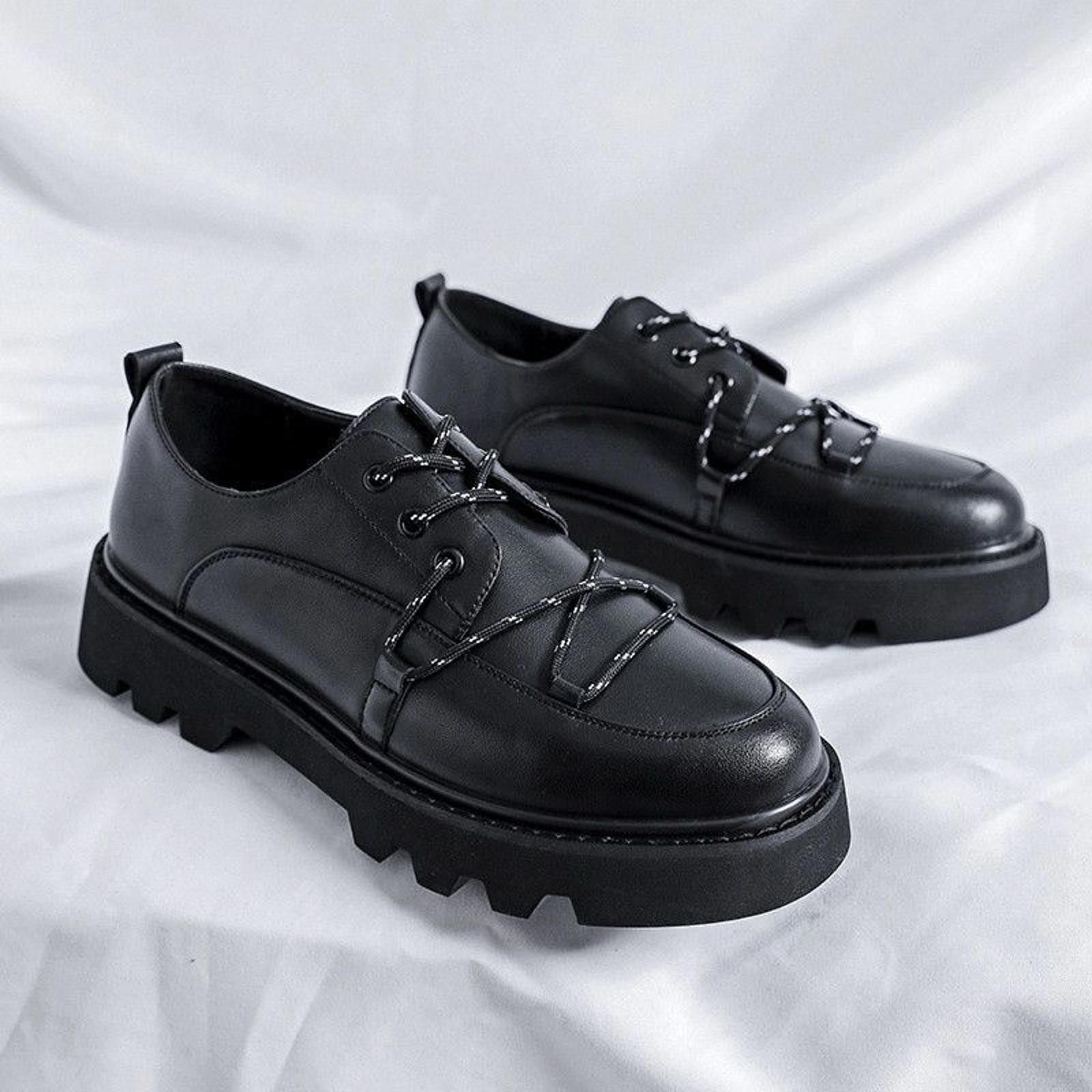 Other Evolene Black Platform Loafer Size US 9 / EU 42 - 1 Thumbnail