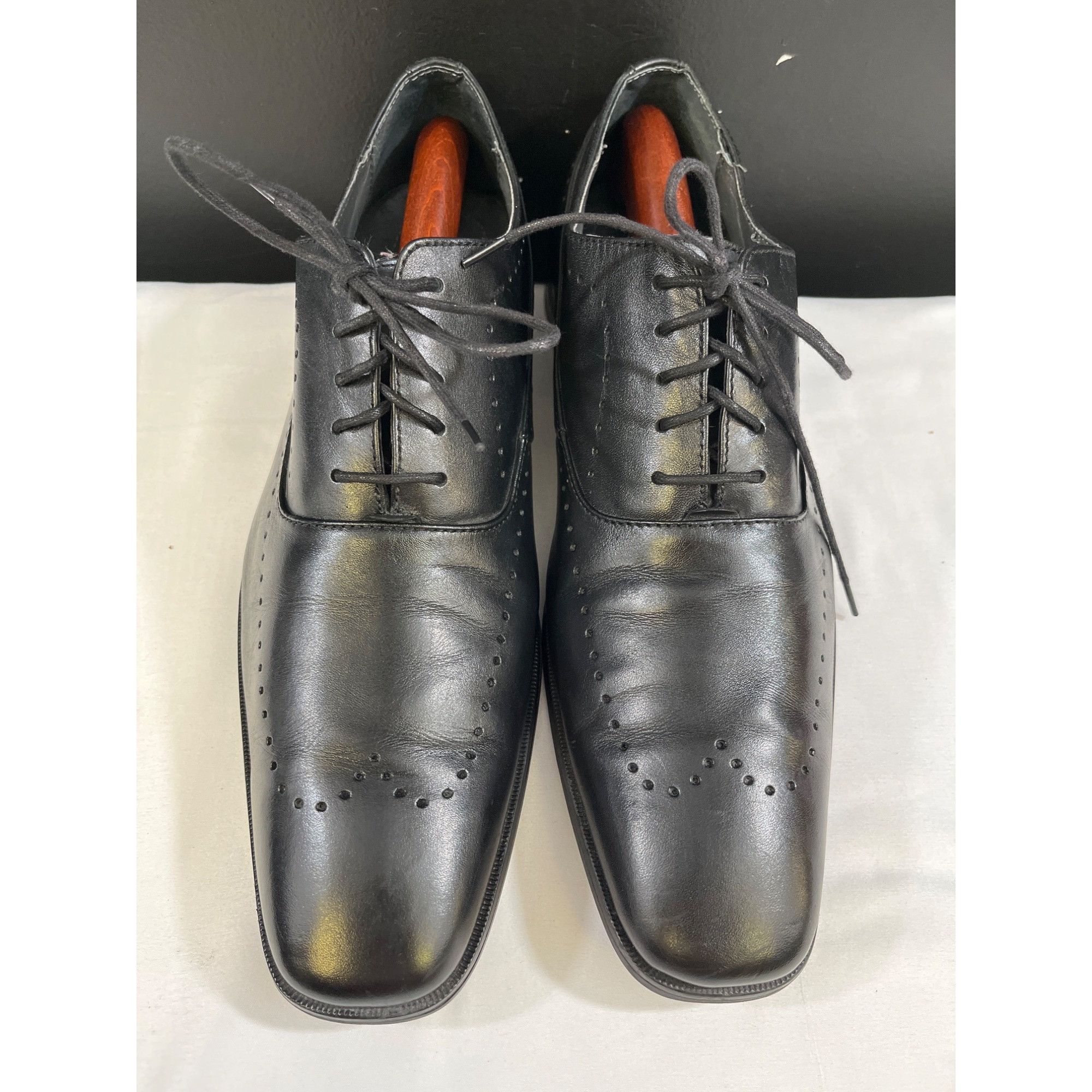 Calvin Klein Calvin Klein Glover Mens Black Oxfords Dress Shoes Size 10.5 Size US 10.5 / EU 43-44 - 1 Thumbnail