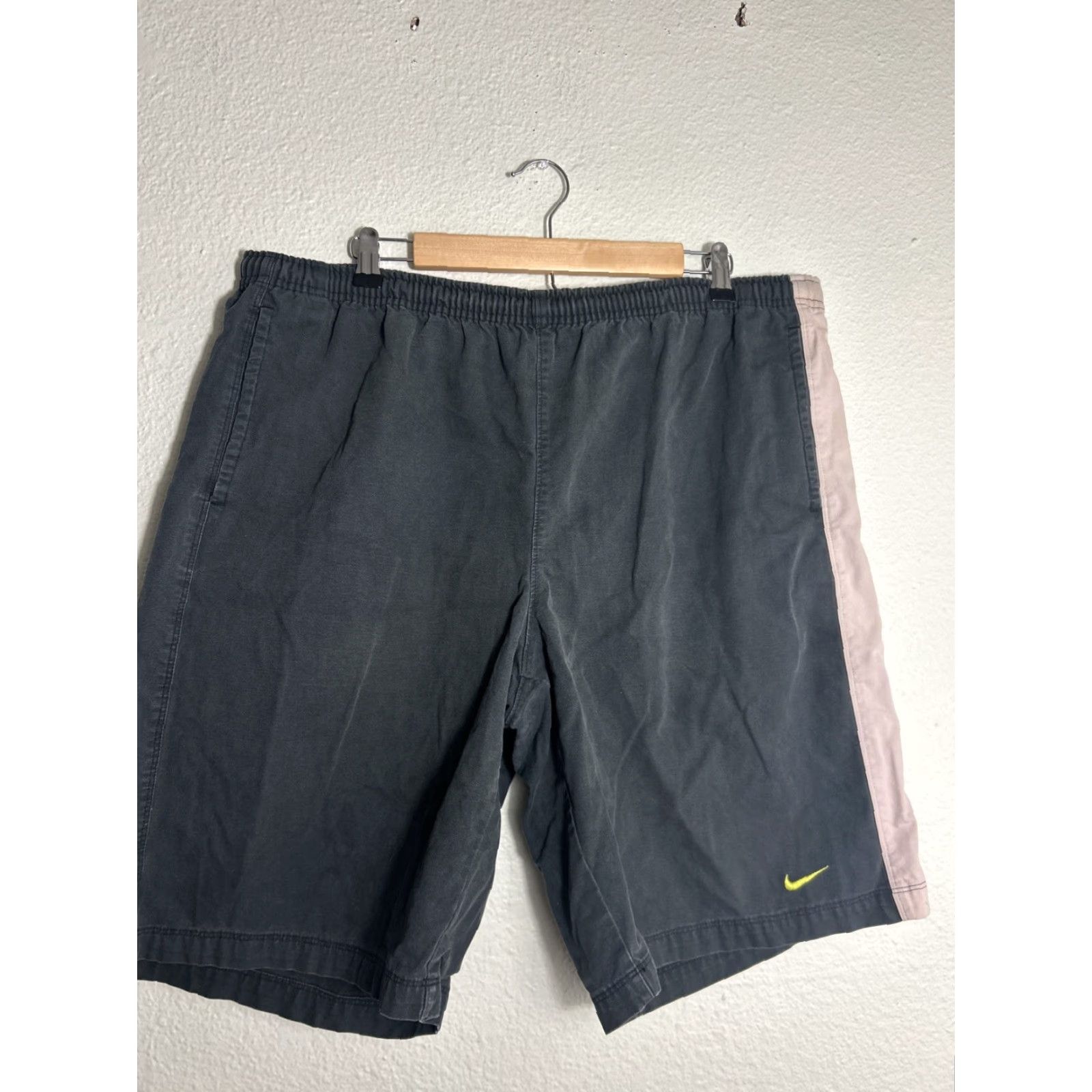 Nike VINTAGE Y2K Nike Mens XL Navy White Drawstring Shorts Cotton Green Swoosh 40x11 Size US 36 / EU 52 - 2 Thumbnail