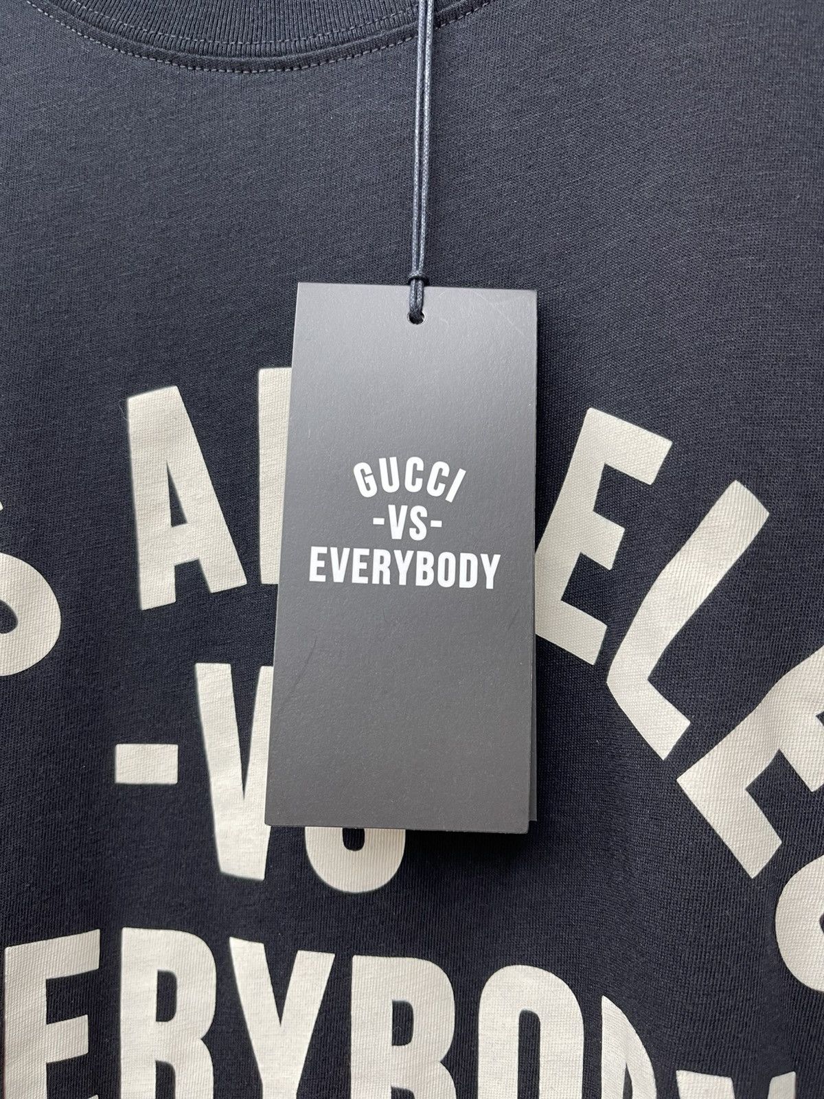 Gucci Size M - Gucci Vs Everybody Las Angeles Brand New EXCLUSIVE Size US M / EU 48-50 / 2 - 9 Thumbnail