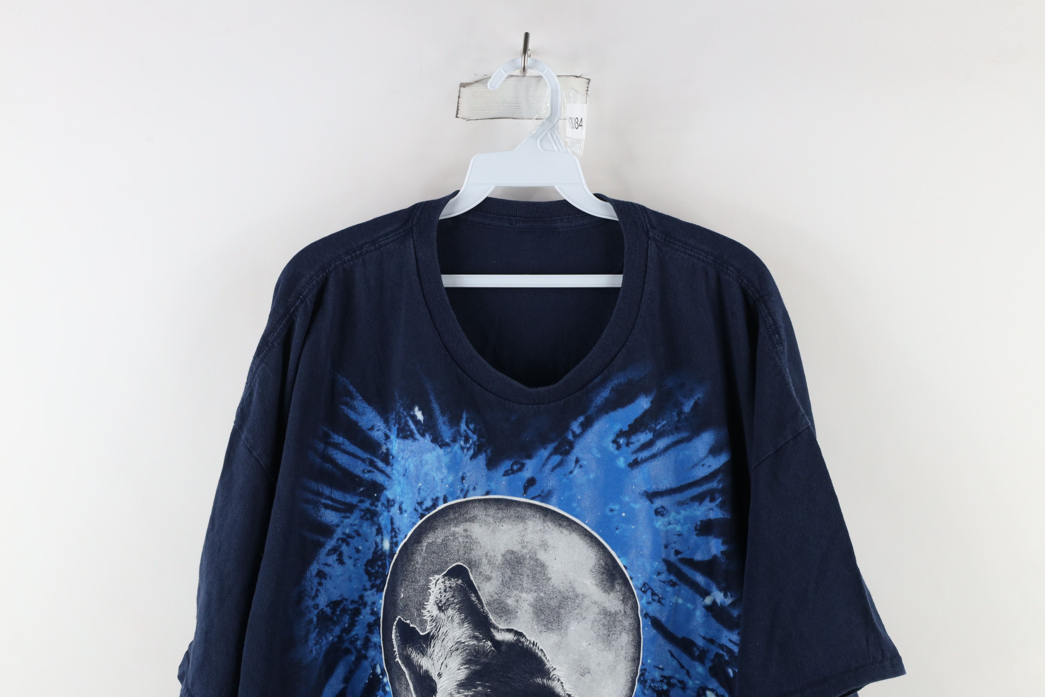 Vintage Vintage 90s Streetwear Nature Howling Wolf Moon T-Shirt Blue Size US XXL / EU 58 / 5 - 2 Thumbnail