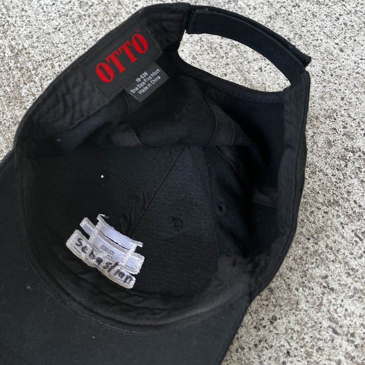 Vintage Vintage Black Baseball Hat 90’s Y2K Size ONE SIZE - 4 Thumbnail