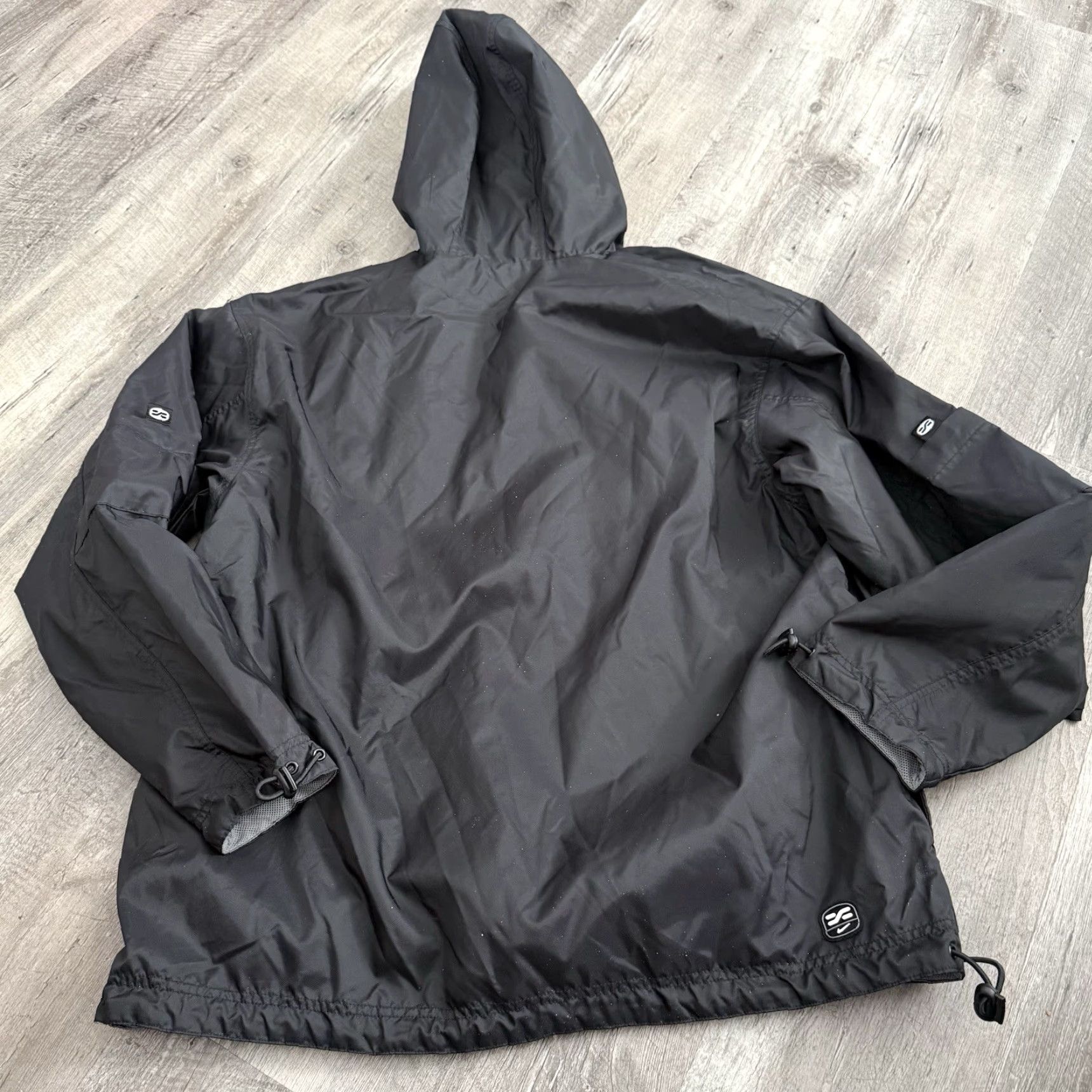 Nike VINTAGE Nike Shox Jacket Mens Large Black Hooded Half Zip Nylon Windbreaker Lined Size US L / EU 52-54 / 3 - 6 Thumbnail
