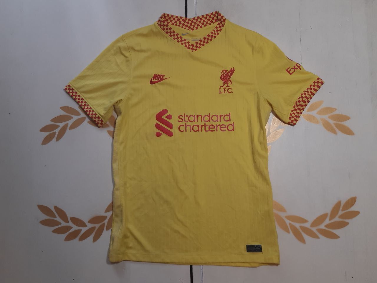 Nike Nike Liverpool FC Third Jersey 2021-2022 Size US M / EU 48-50 / 2 - 1 Thumbnail