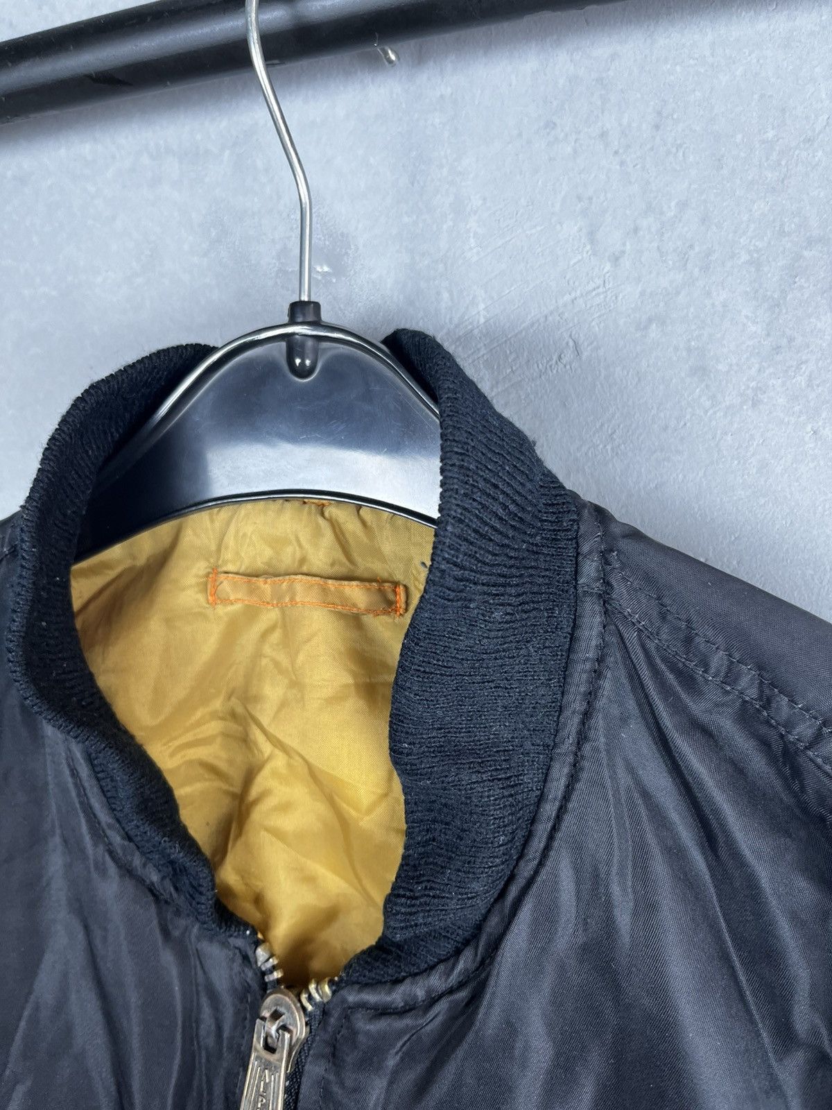 Alpha Industries Alpha bomber jacket vintage 90s Size US L / EU 52-54 / 3 - 4 Thumbnail
