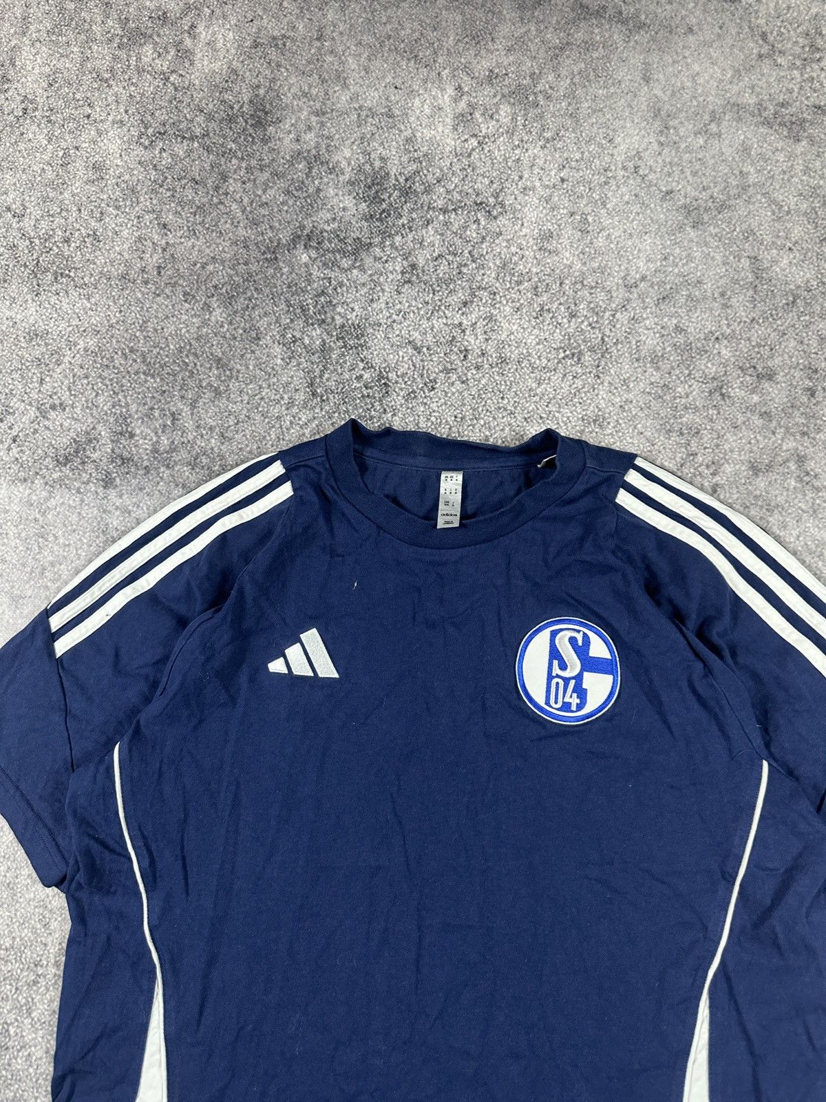 Adidas Vintage Adidas Shalke 04 Soccer Jersey Streetwear Rare Style Size US M / EU 48-50 / 2 - 2 Thumbnail