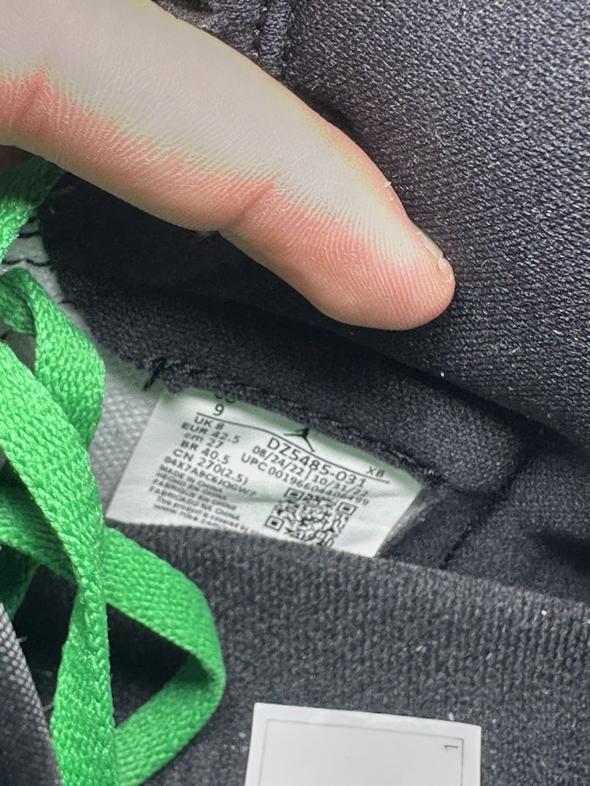 Jordan Brand × Nike Jordan 1 High OG Lucky Green Size US 9 / EU 42 - 8 Thumbnail
