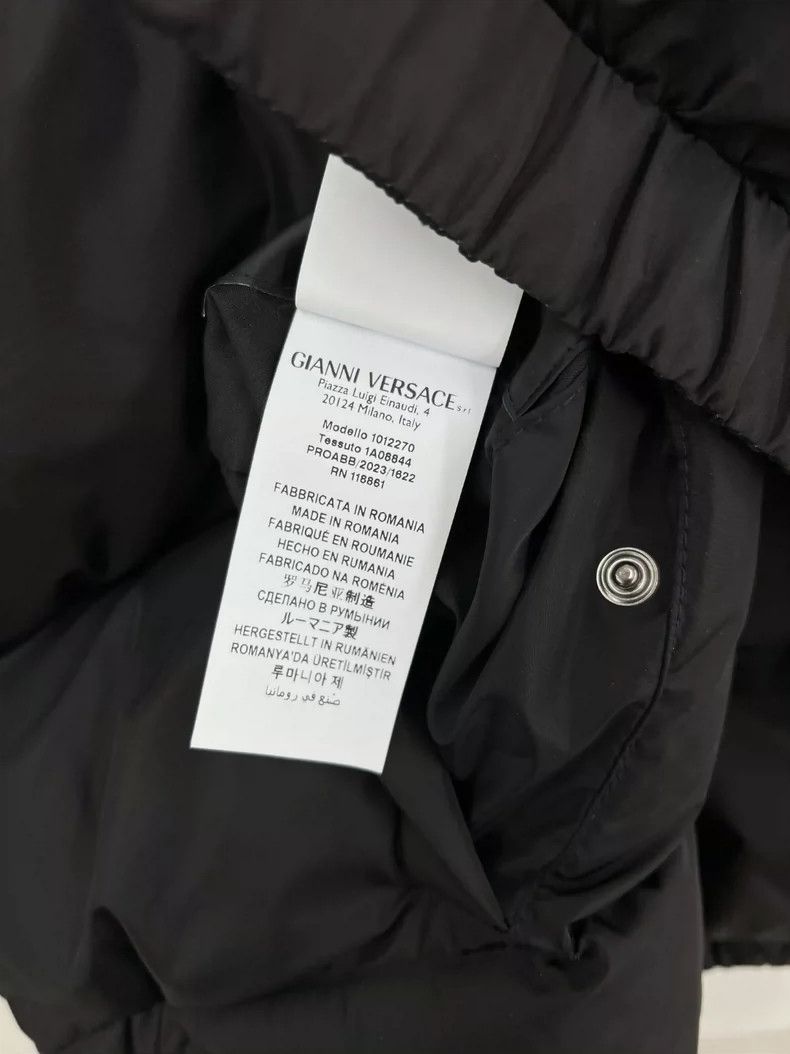 Versace Versace Wearing a hooded cotton suit on both sides Size US L / EU 52-54 / 3 - 8 Thumbnail