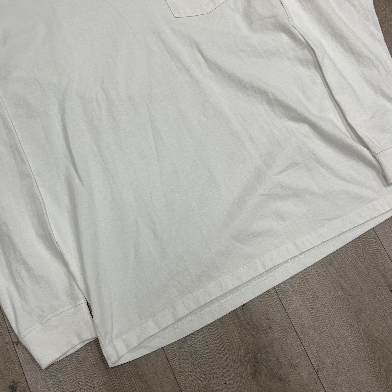 Carhartt Carhartt Loose Fit Long Sleeve white Pocket Tee Shirt Size L Size US L / EU 52-54 / 3 - 4 Thumbnail