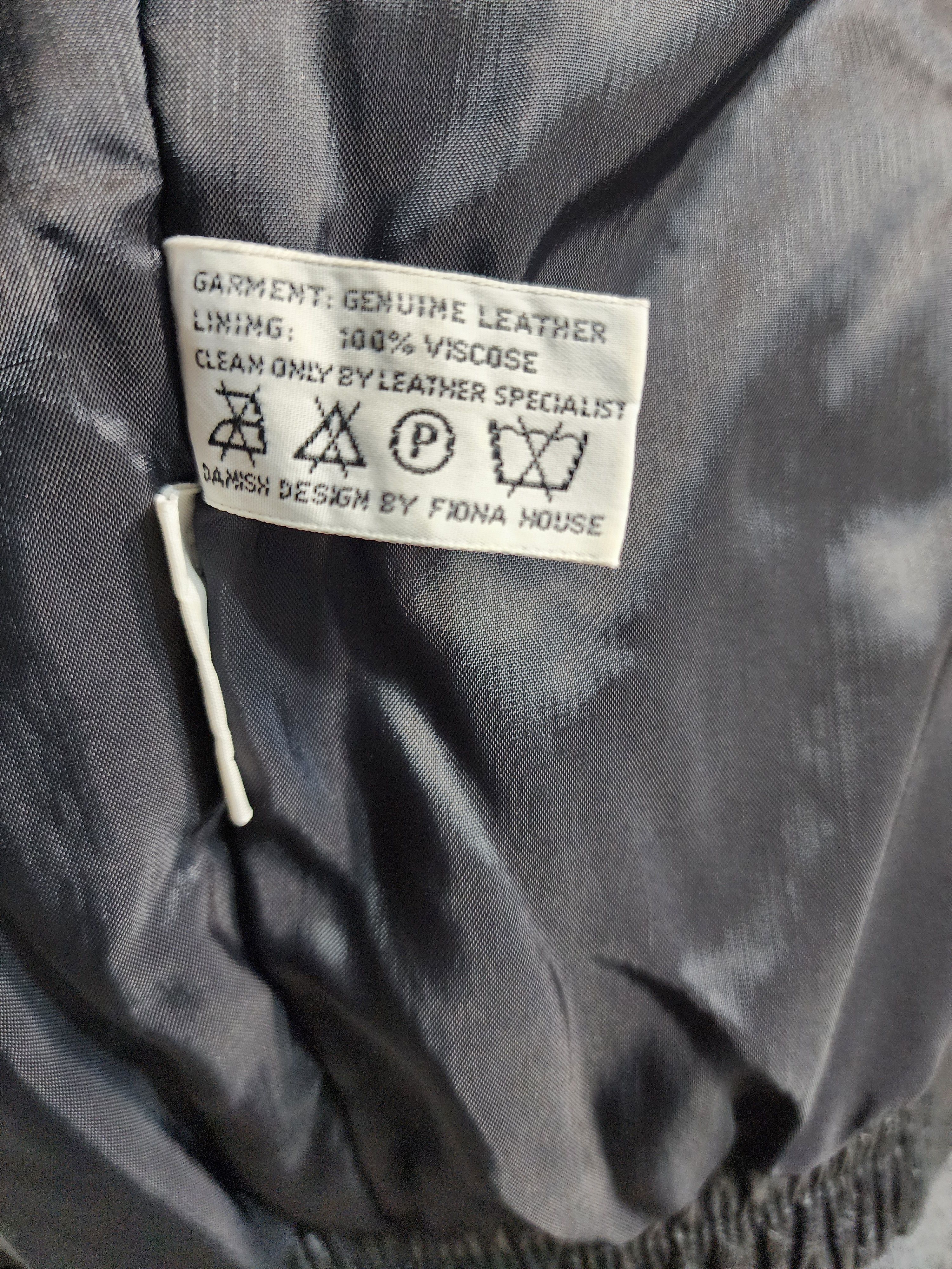 Designer Vintage Black Leather Biker Jacket: Size L / US 10 / IT 46 - 9 Thumbnail