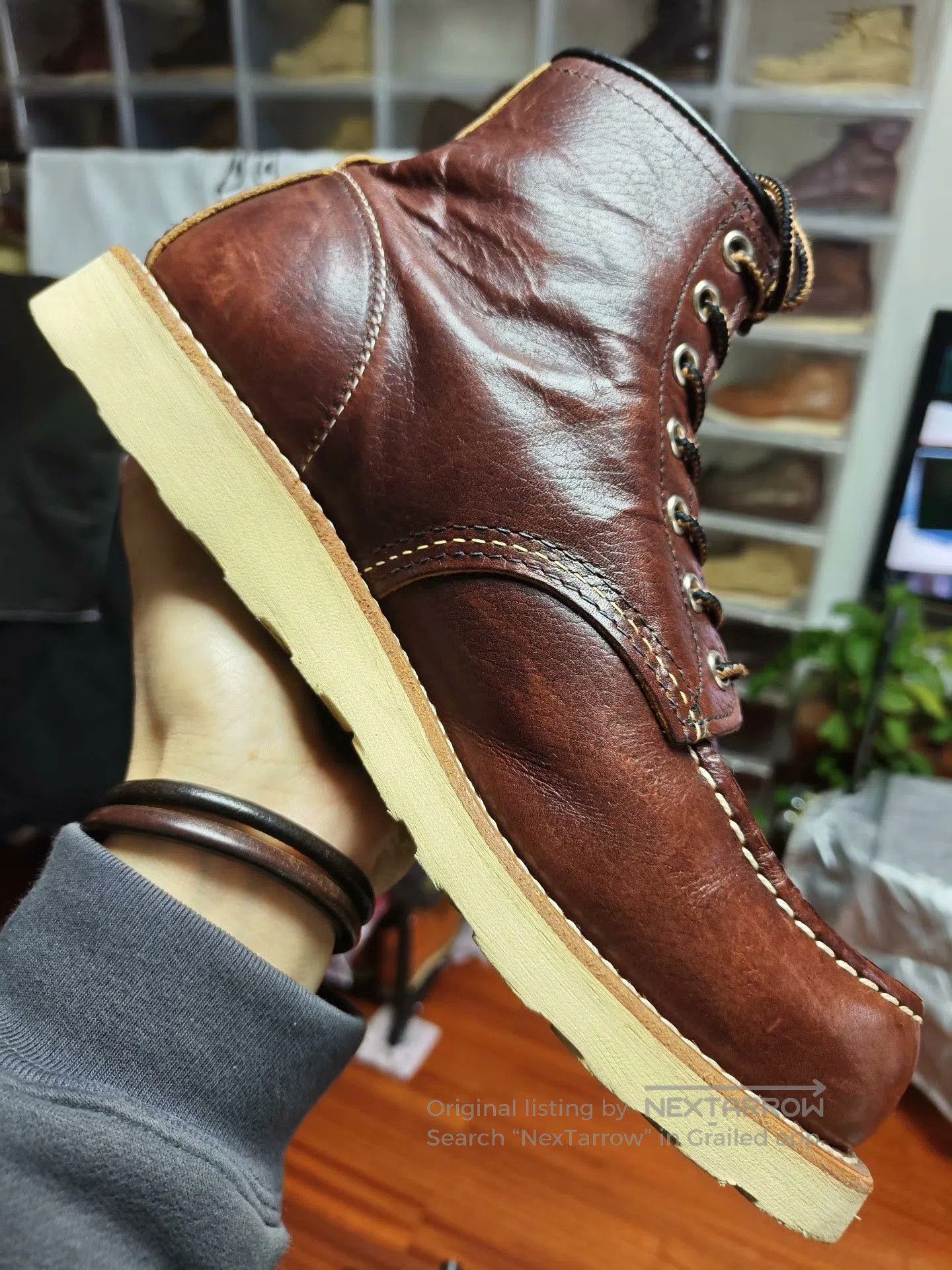 Red Wing Red Wing 8138 Lychee Grain. Size US 9 / EU 42 - 4 Thumbnail