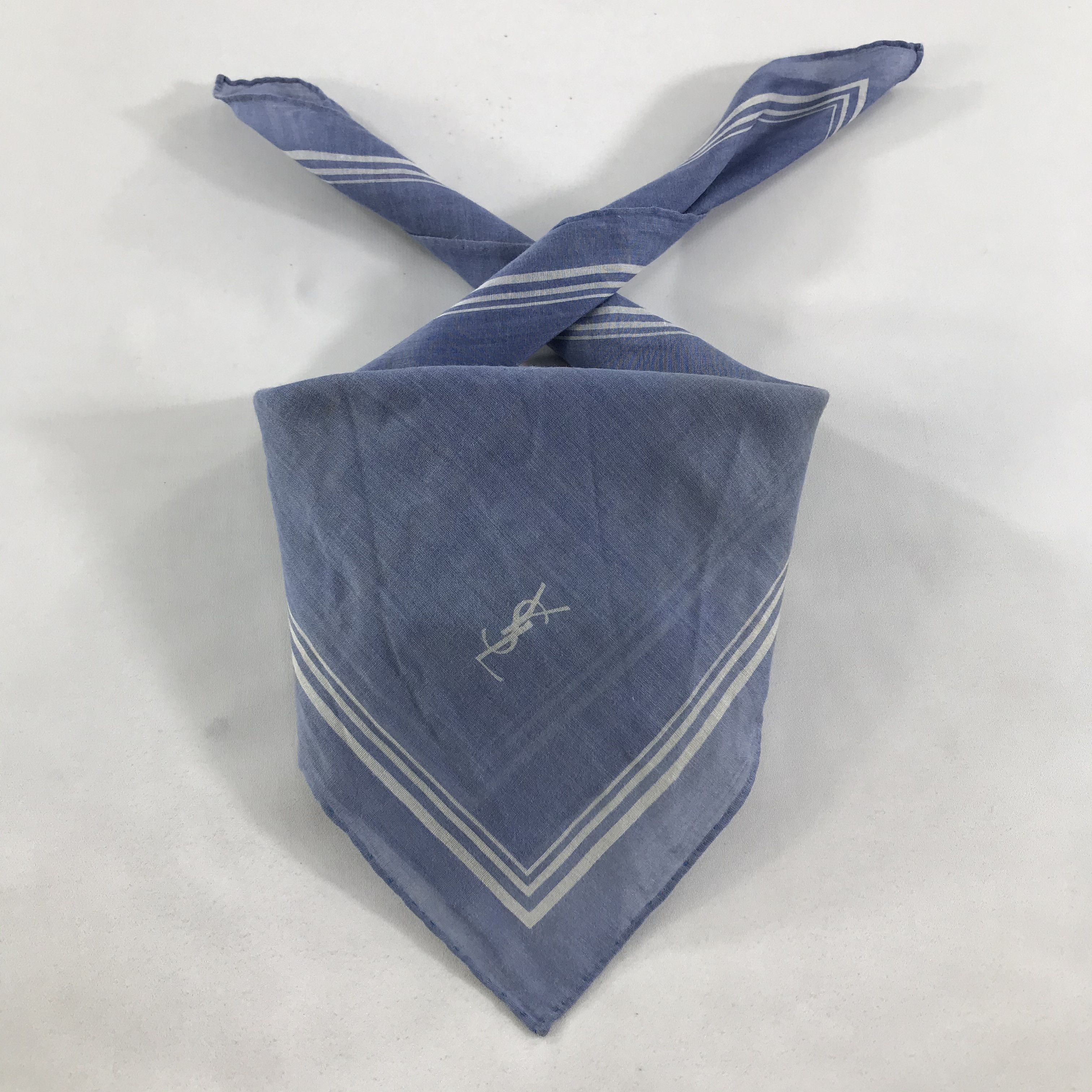 Vintage Yves Saint Laurent Bandana / Handkerchief/Neckerchief -S1721 Size ONE SIZE - 3 Thumbnail