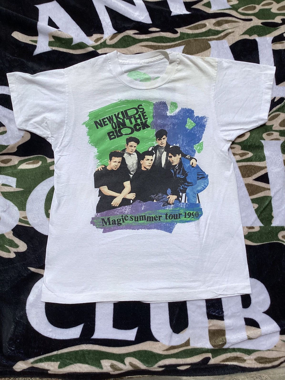 Band Tees × Vintage Vtg 90s new kids on the Block SS Magic Summer tour band Tee Size US L / EU 52-54 / 3 - 1 Thumbnail