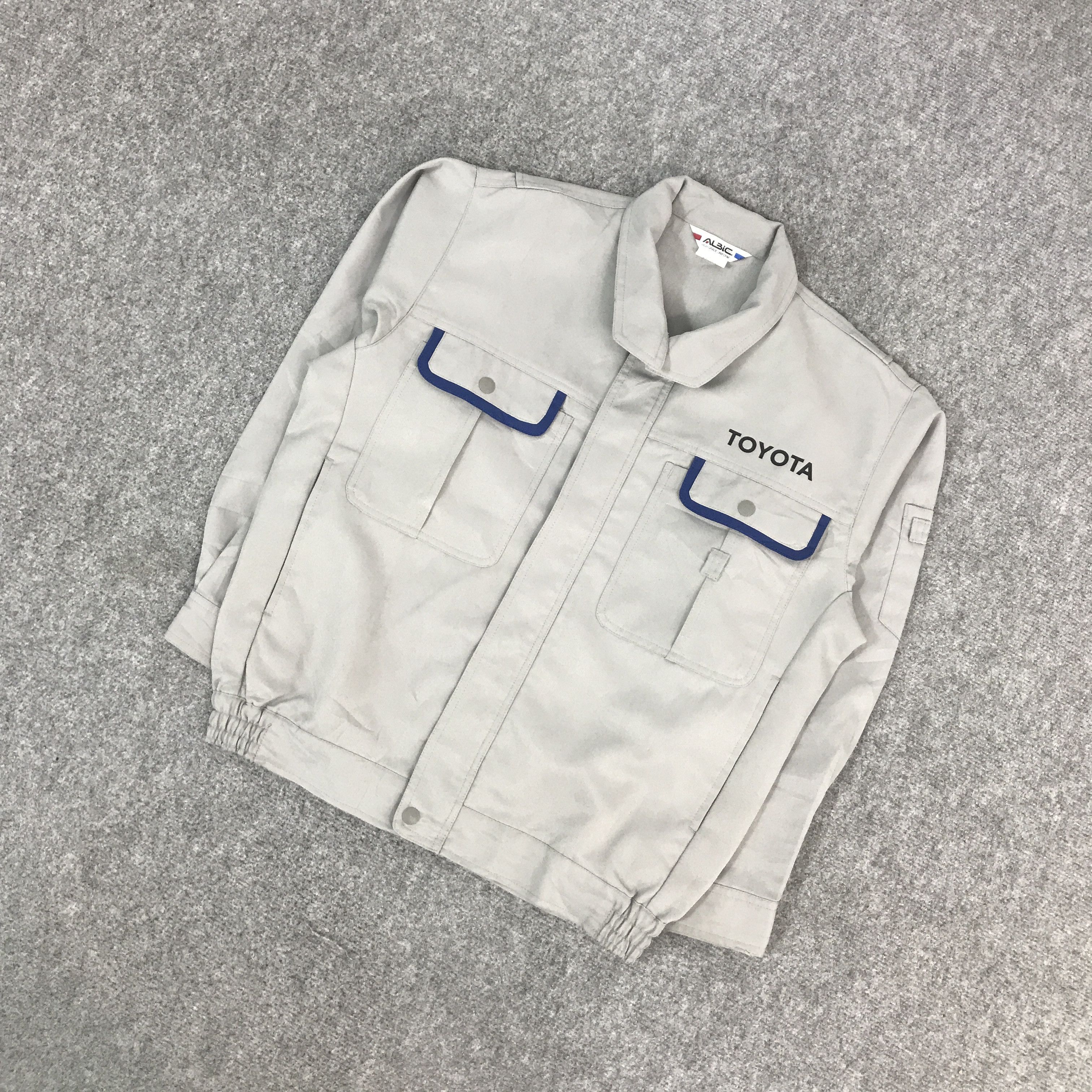 Sports Specialties TOYOTA TRD RACING DEVELOPMENTS CUSTOM JACKET Size US L / EU 52-54 / 3 - 5 Thumbnail