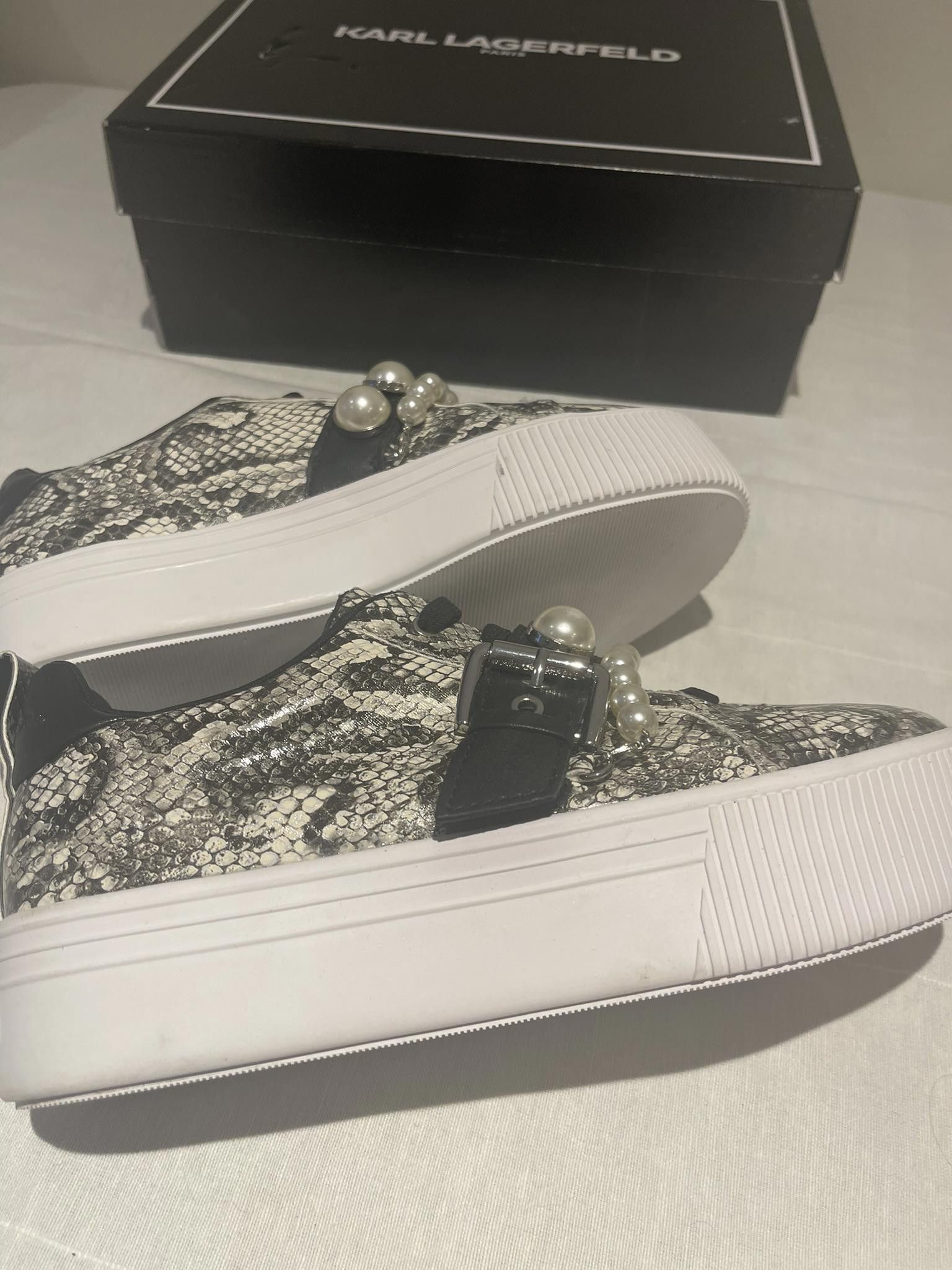 Karl Lagerfeld Karl Lagerfeld Animal Print and Pearls Sneakers Size US 7.5 / IT 37.5 - 7 Thumbnail