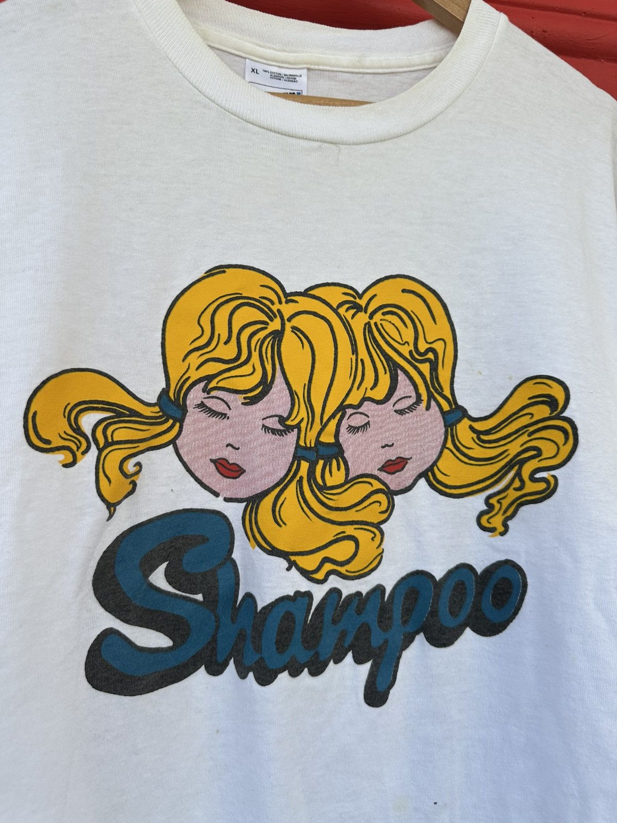 Band Tees Rare Vintage 90s Shampoo Pop Punk Band Tee Size US XL / EU 56 / 4 - 2 Thumbnail