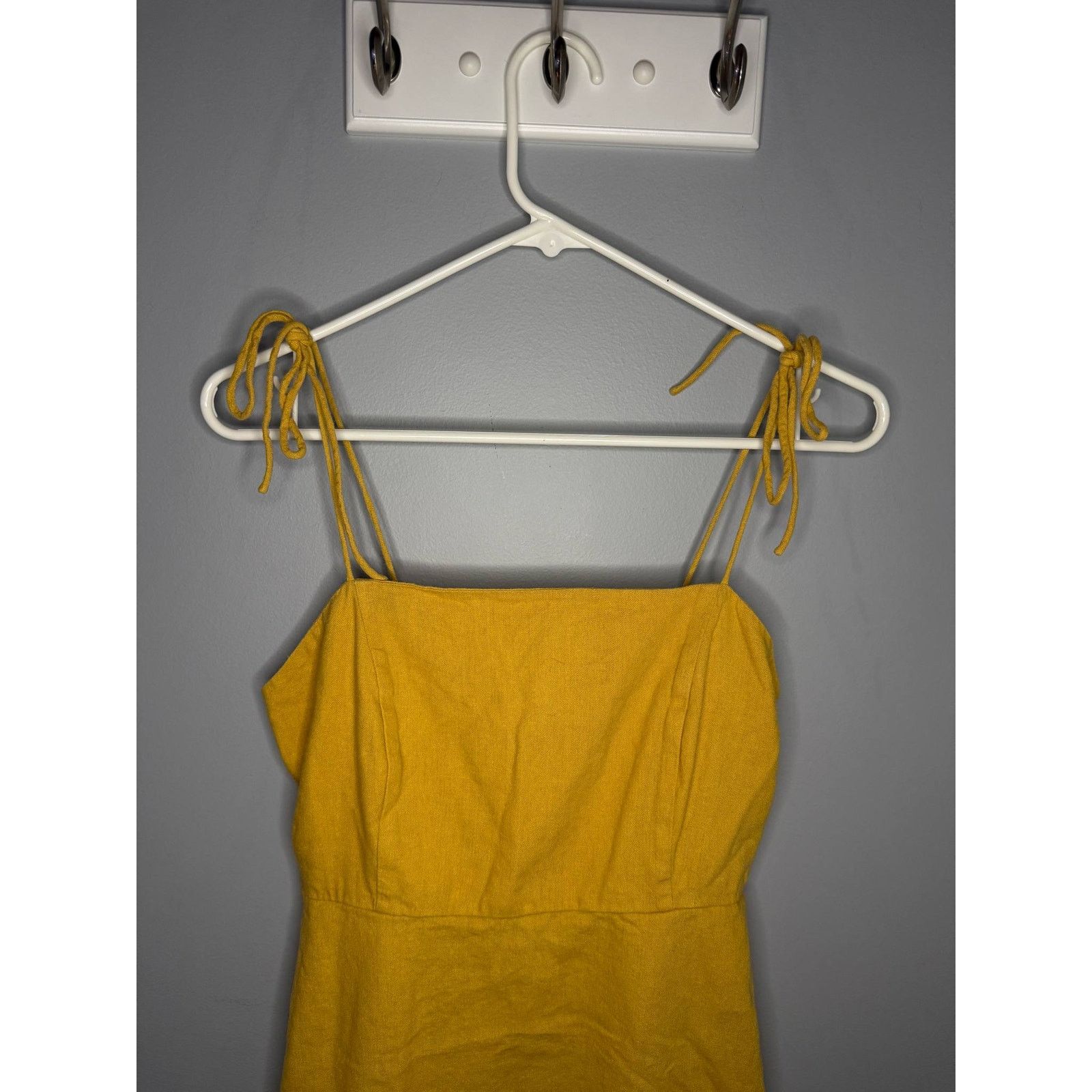 Old Navy Old Navy Tie-Strap Smocked Fit & Flare Mini Dress Yellow M Size M / US 6-8 / IT 42-44 - 4 Thumbnail
