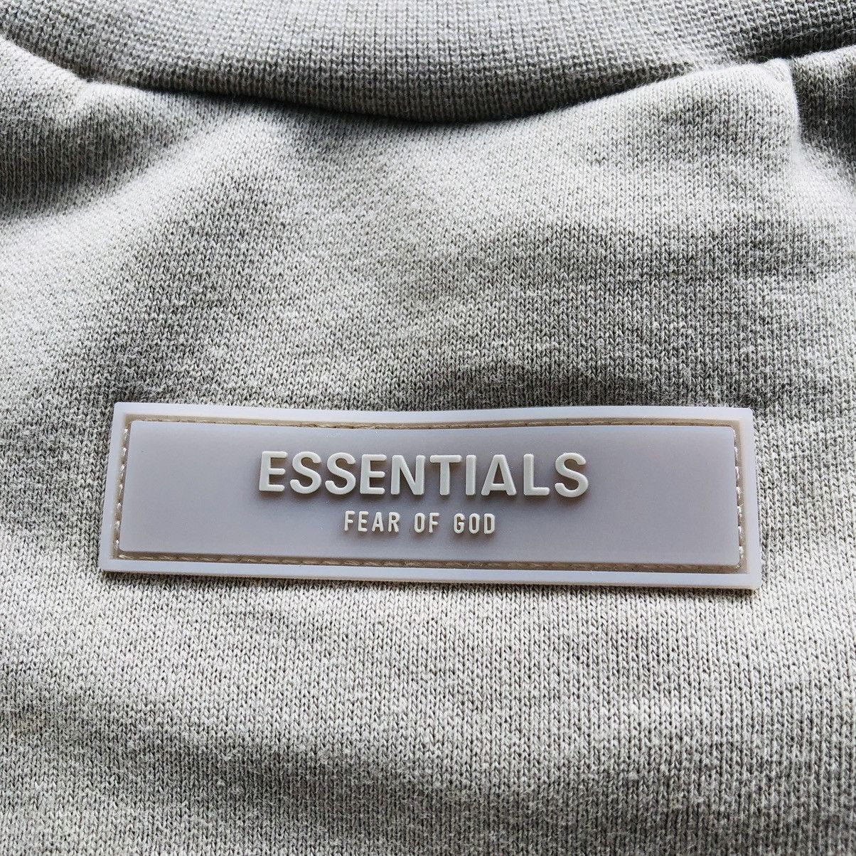 Essentials × Fear of God Fear of God Essentials FW23 Dusty Beige Crewneck Size US XXL / EU 58 / 5 - 14 Thumbnail