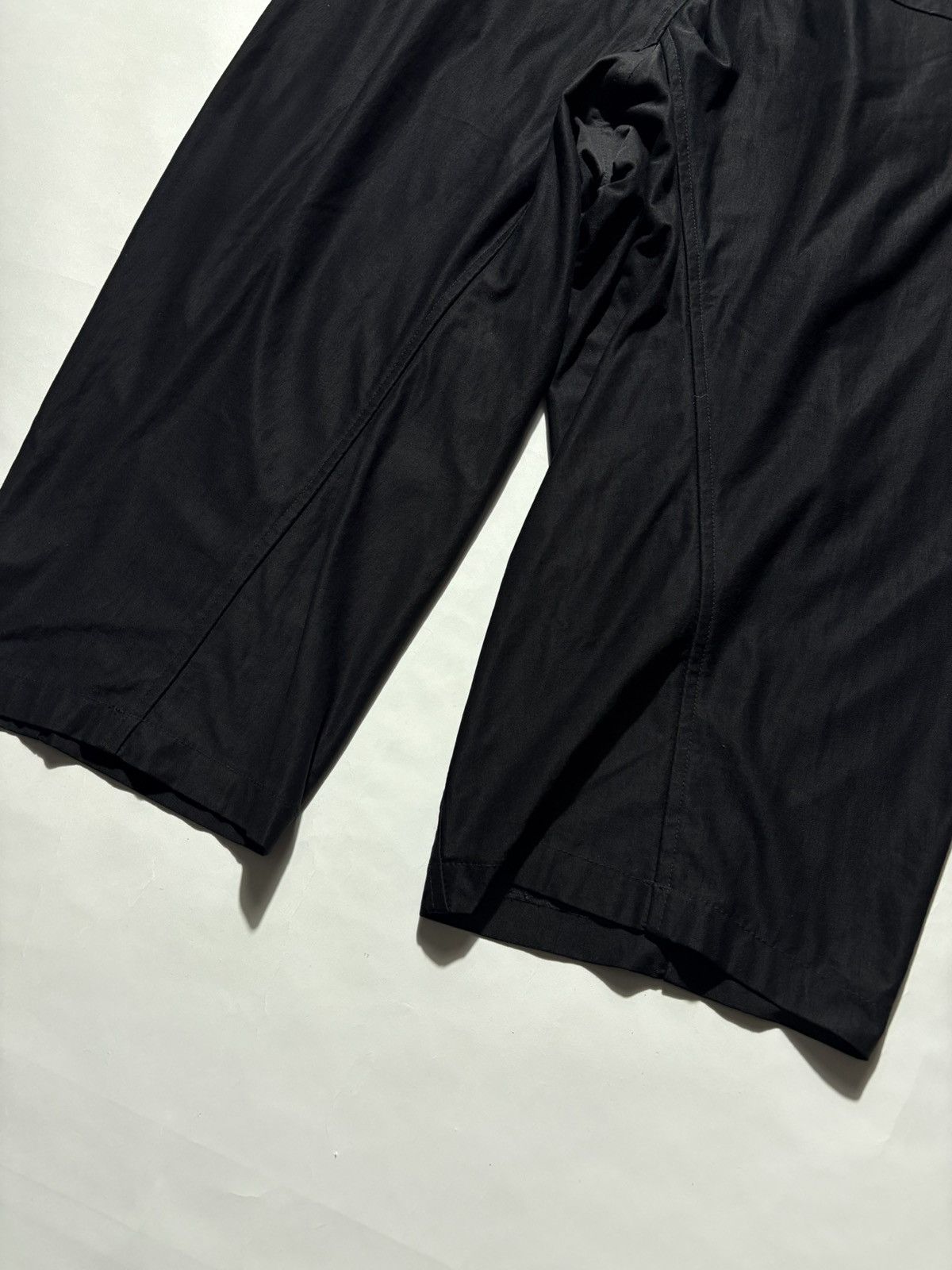 Julius JULIUS SS19 BEELZEBUB CROPPED BLACK PANTS Size US 26 / EU 42 - 6 Thumbnail