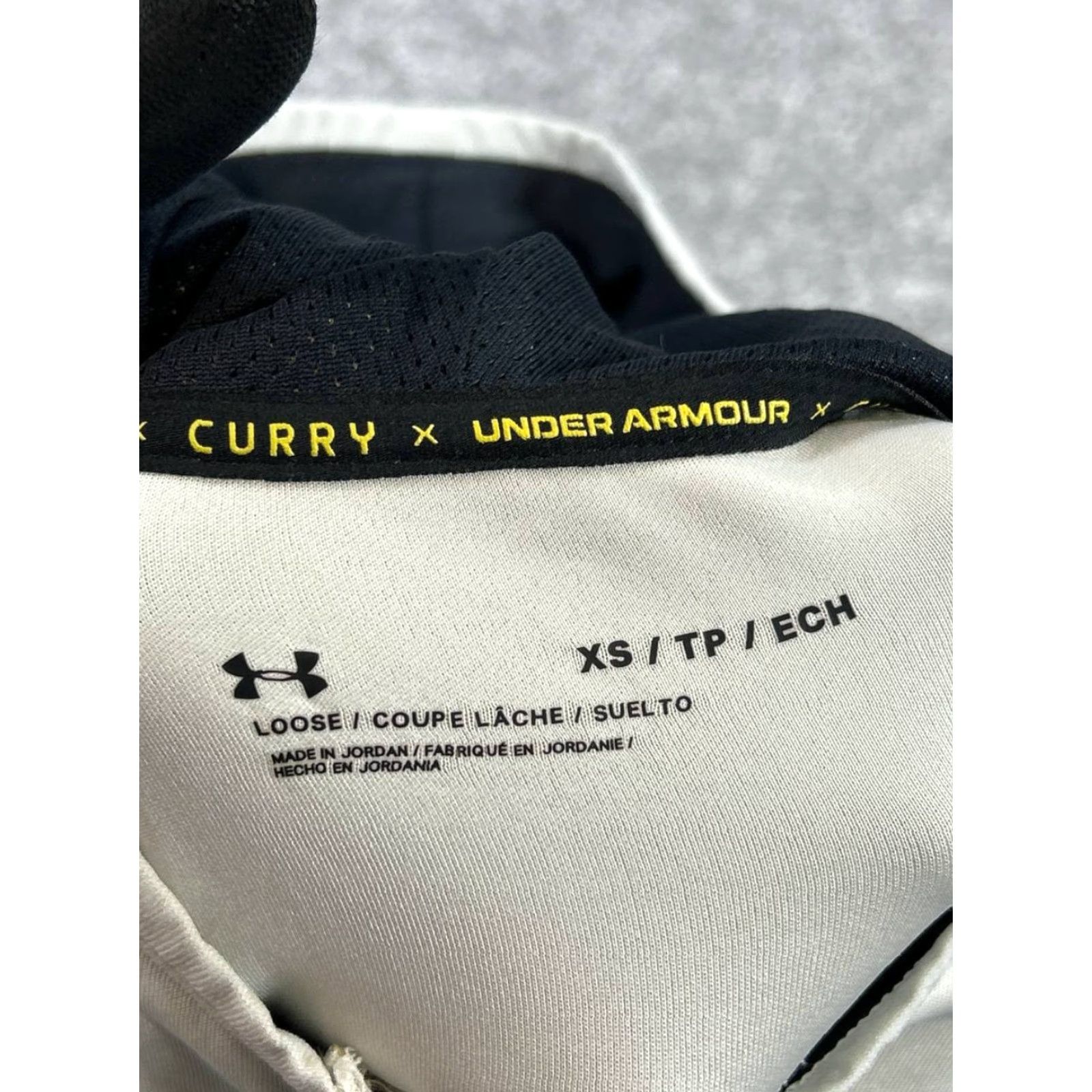 Under Armour Under Armour Curry Stealth 2.0 Hoodie Mens XS Ivory Basketball Quarter Zip Hoodie Size US XS / EU 42 / 0 - 3 Thumbnail