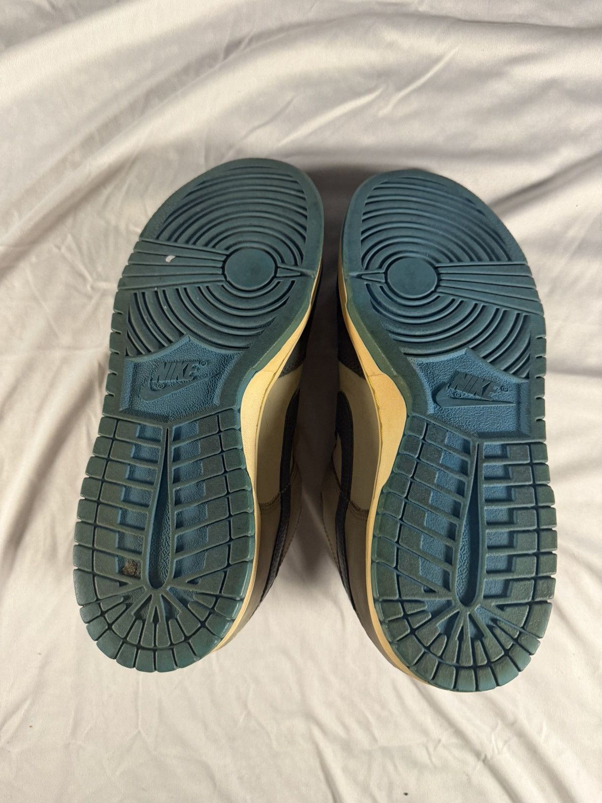 Nike 2008 Nike Dunk Low NYX Blue / Yellow / Grey Size 10 Pavement Size US 10 / EU 43 - 6 Thumbnail