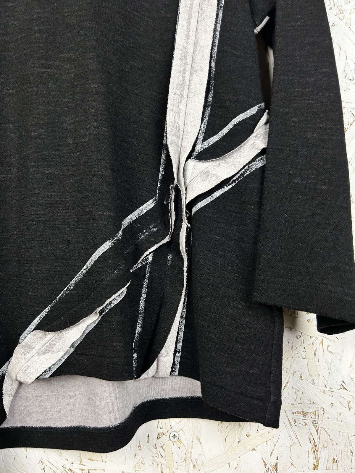 Yohji Yamamoto Yohji Yamamoto x Ragne Kikas Assymetric Avant Garde Sweater Size US M / EU 48-50 / 2 - 2 Thumbnail