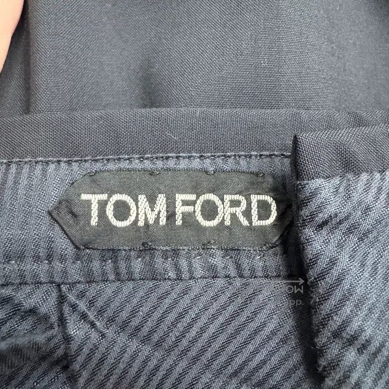 Tom Ford Tom Ford Wool Casual Pants Size US 28 / EU 44 - 2 Thumbnail