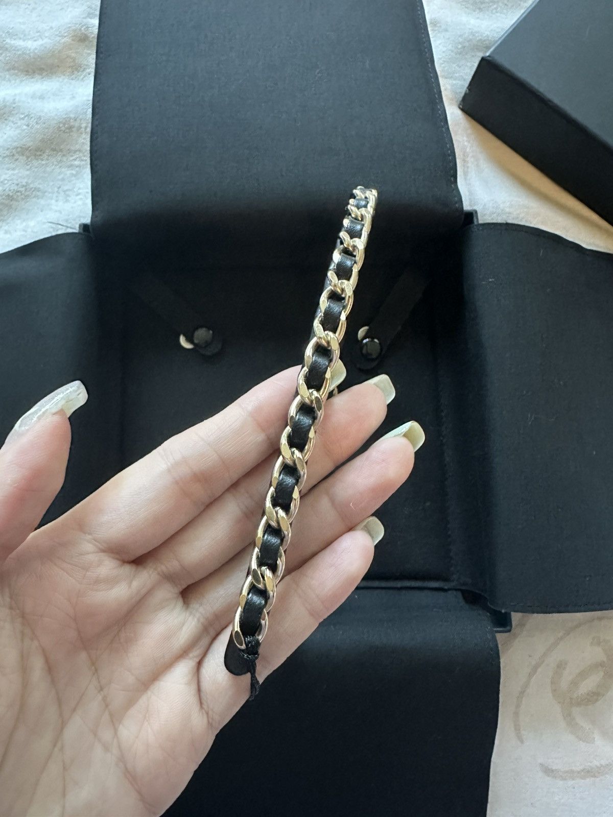 Chanel Chanel Turnlock headband Size ONE SIZE - 8 Thumbnail