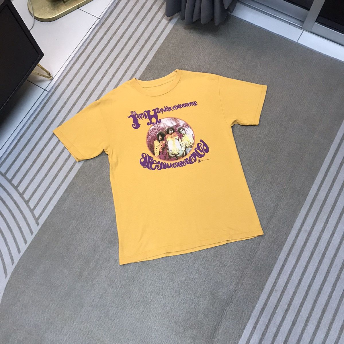 Band Tees × Vintage VINTAGE BAND THE JIMI HENDRIX 00s RARE TEE Size US L / EU 52-54 / 3 - 1 Thumbnail