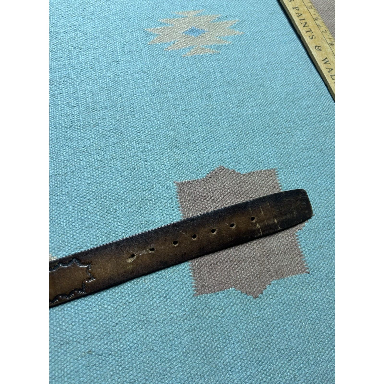 Vintage VINTAGE Levi’s Tooled Leather Belt Band Stained Lattigo Brown Men’s Size 38 Leather Brown Men’s 38 Size ONE SIZE - 4 Thumbnail