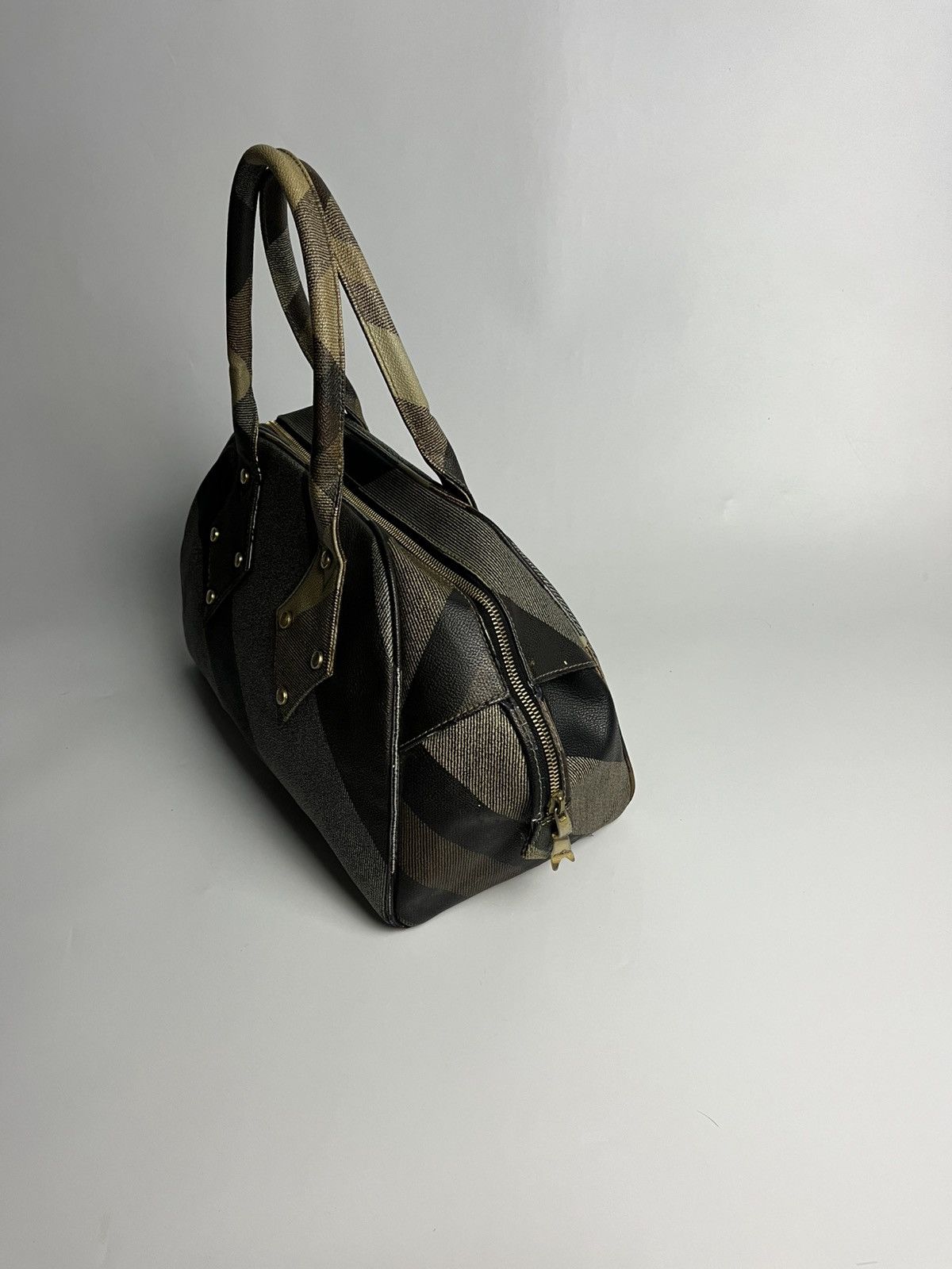Vivienne Westwood Vivienne Westwood Derby Vinyl Leather Hamd Bag Size ONE SIZE - 6 Thumbnail