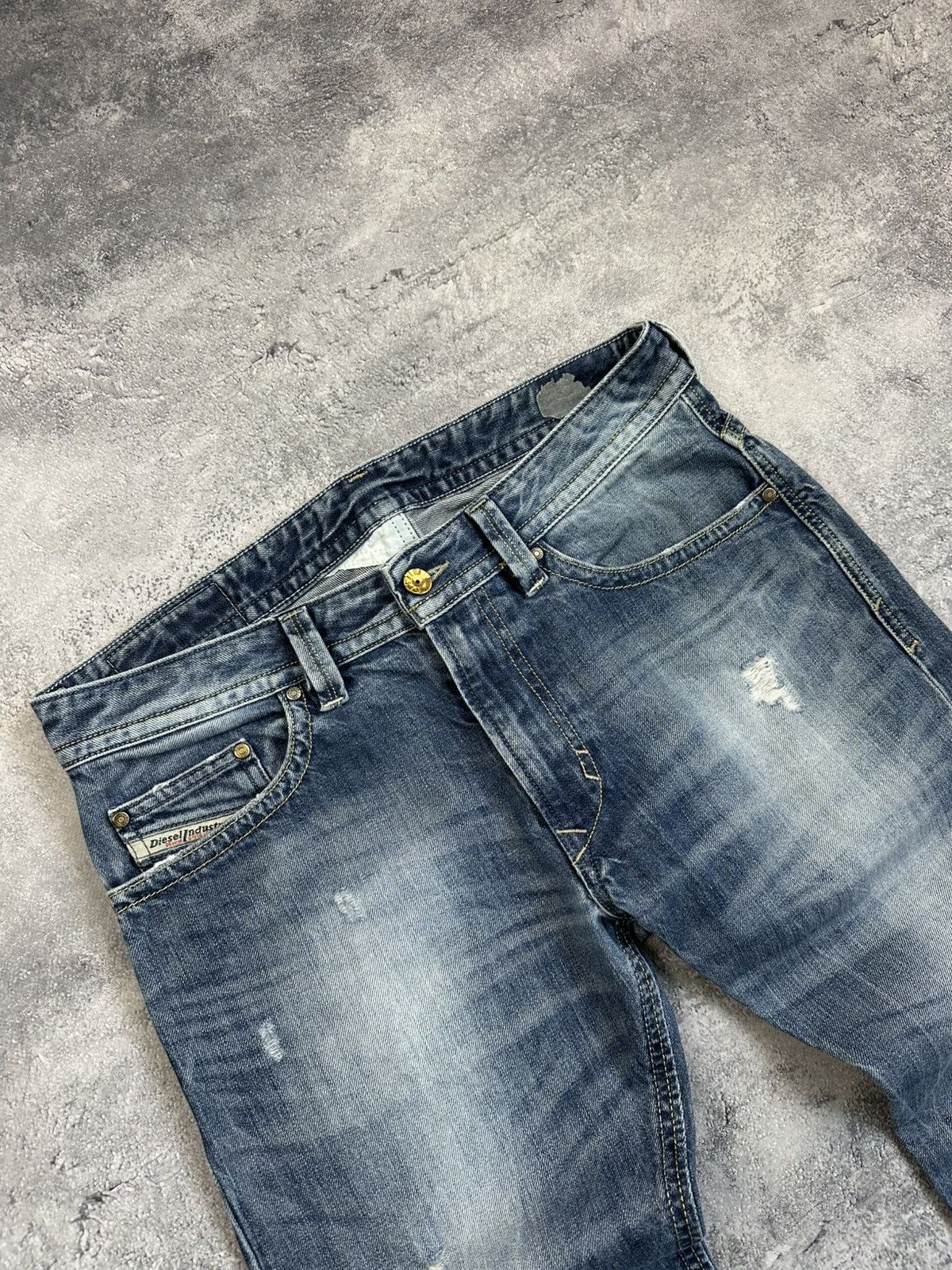Diesel Diesel Industry Vintage Distressed Denim Faded Jeans 30 Size US 30 / EU 46 - 6 Thumbnail