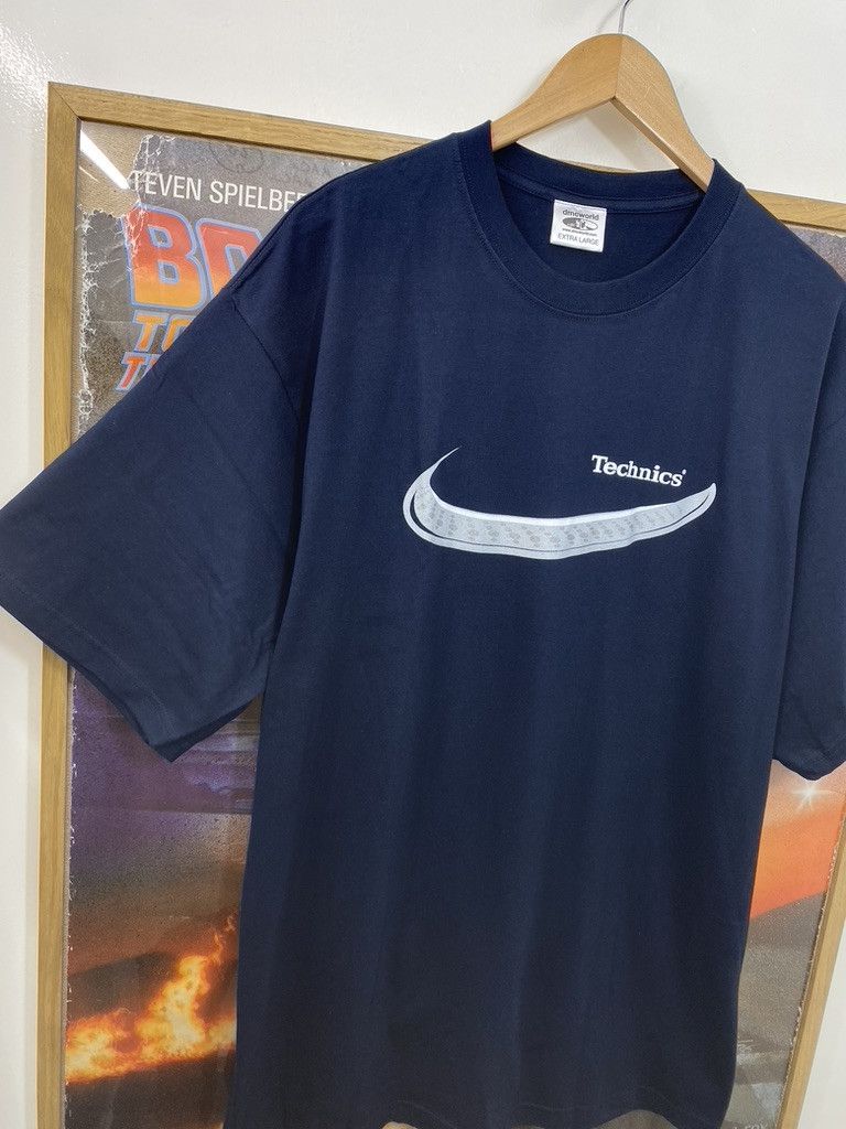 Vintage 00s Vintage DMC World DJ Champs Technics Promo T Shirt Size US XL / EU 56 / 4 - 4 Thumbnail